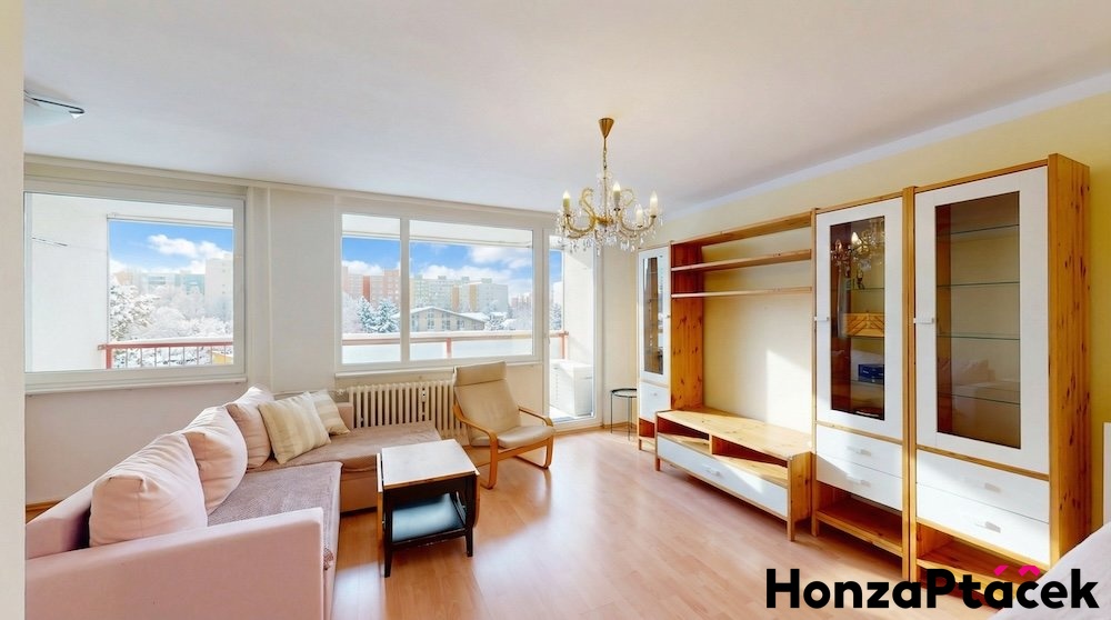 Prodej bytu 1+1 s lodz?ii?, Poznan?ska? Bohnice, Honza Pta?c?ek realitni? makle?r? v Praze pla?ny do