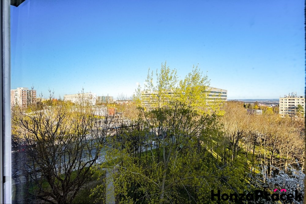 Prona?jem bytu v ulici Zubrnicka?, Praha Prosek, Honza Pta?c?ek realitni? makle?r? v Praze11