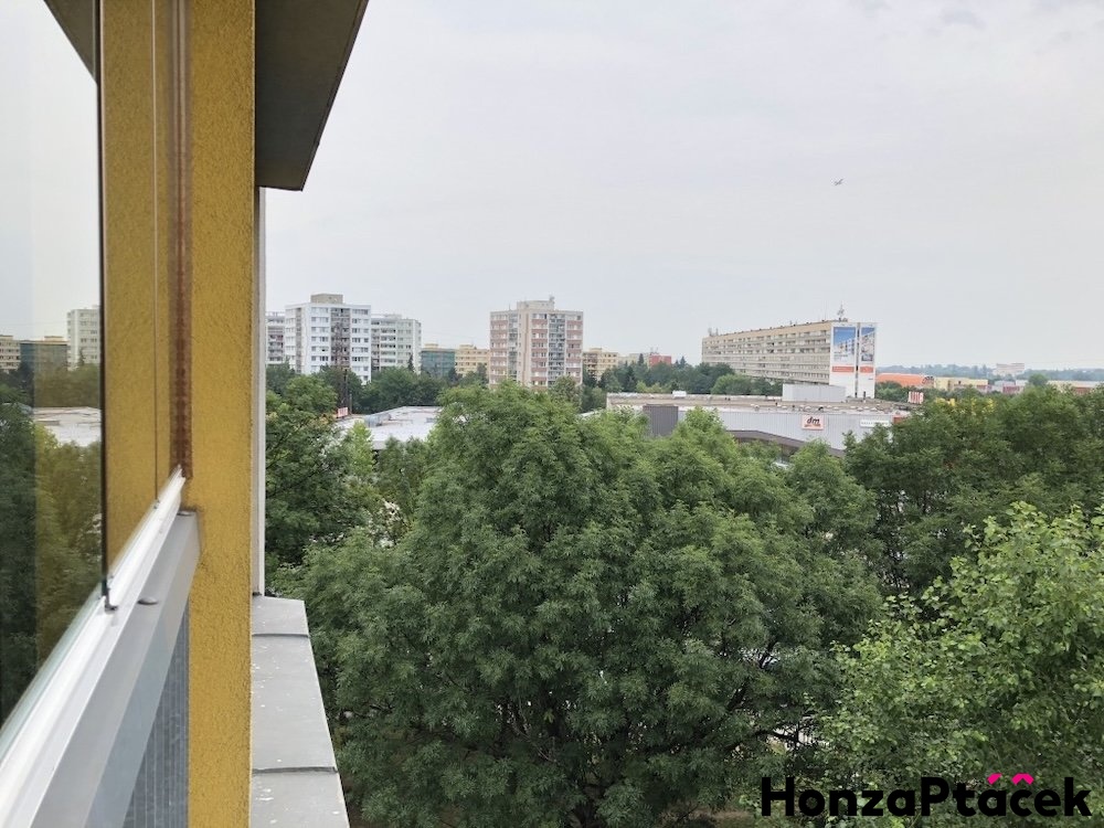 Prona?jem bytu v osobni?m vlastnictvi? Zubrnicka?, Prosek, Praha realitni? makle?r? v Praze, realitn