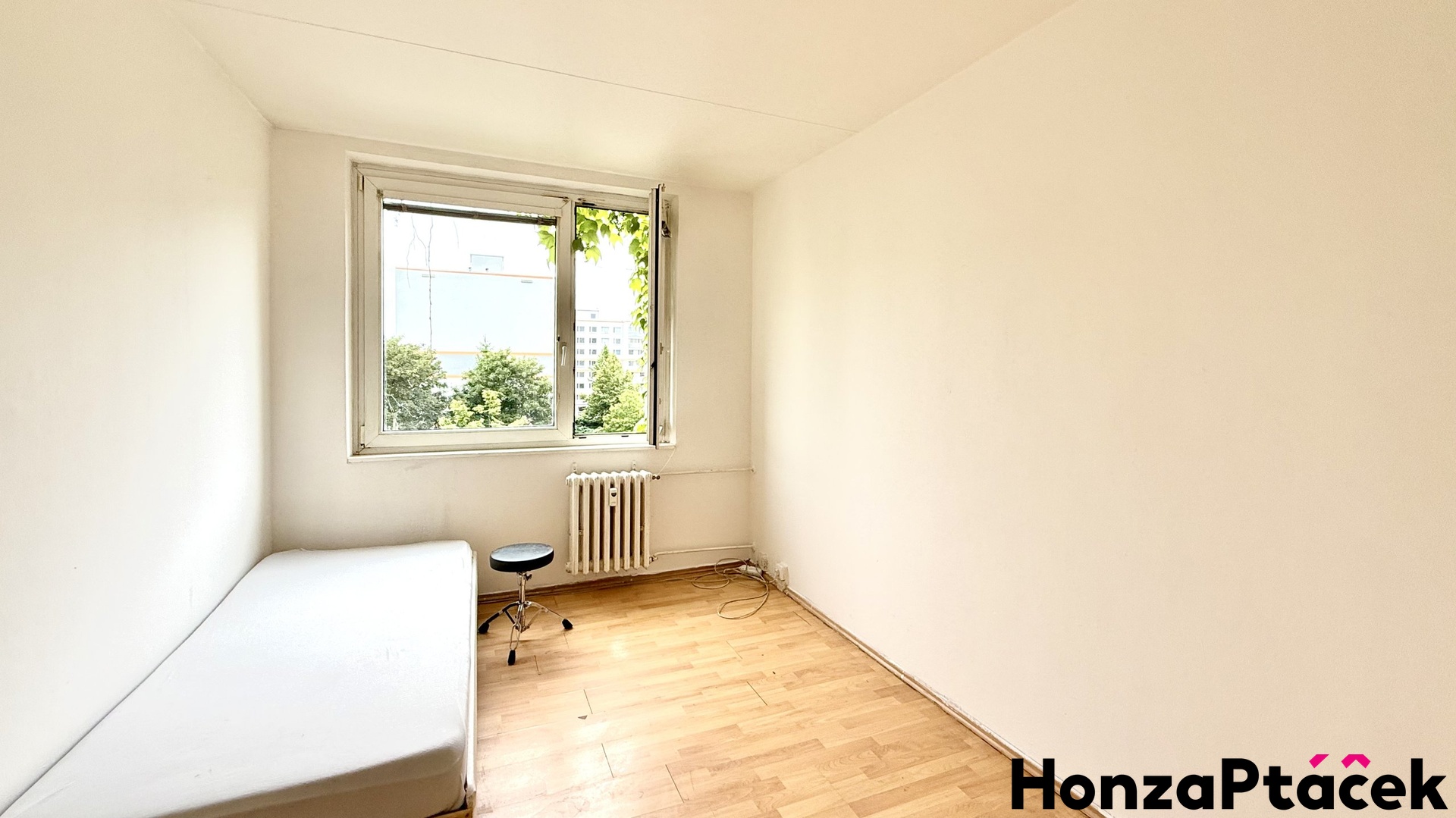 Prodej bytu v ulici Pr?ecechte?lova, Praha, realit