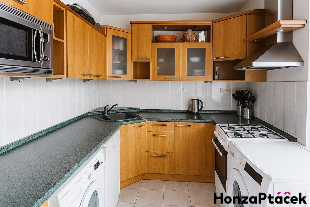 Prodej bytu Choceradska?, Za?be?hlice, Praha, realitni? makle?r? v Praze Honza Pta?c?ek 22