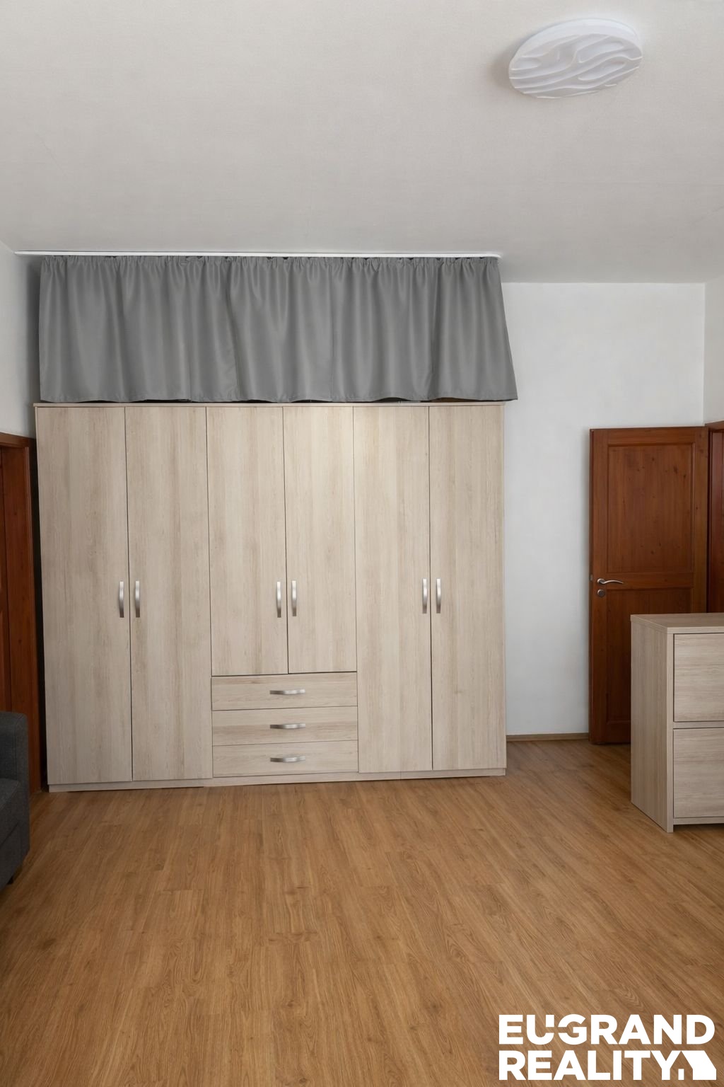 WhatsApp Image 2026-03-27 at 12.17.46 (3)