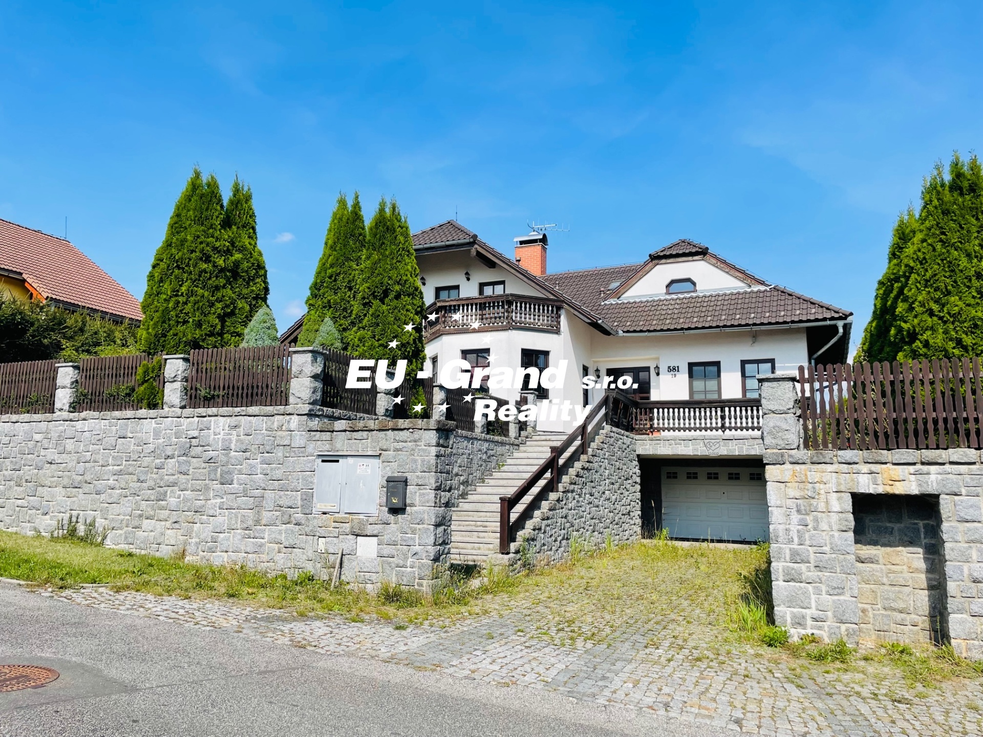 Prodej rodinného domu, 280 m² Rumburk (okres Děčín), Rumburk 1, Školní, obrázek 1