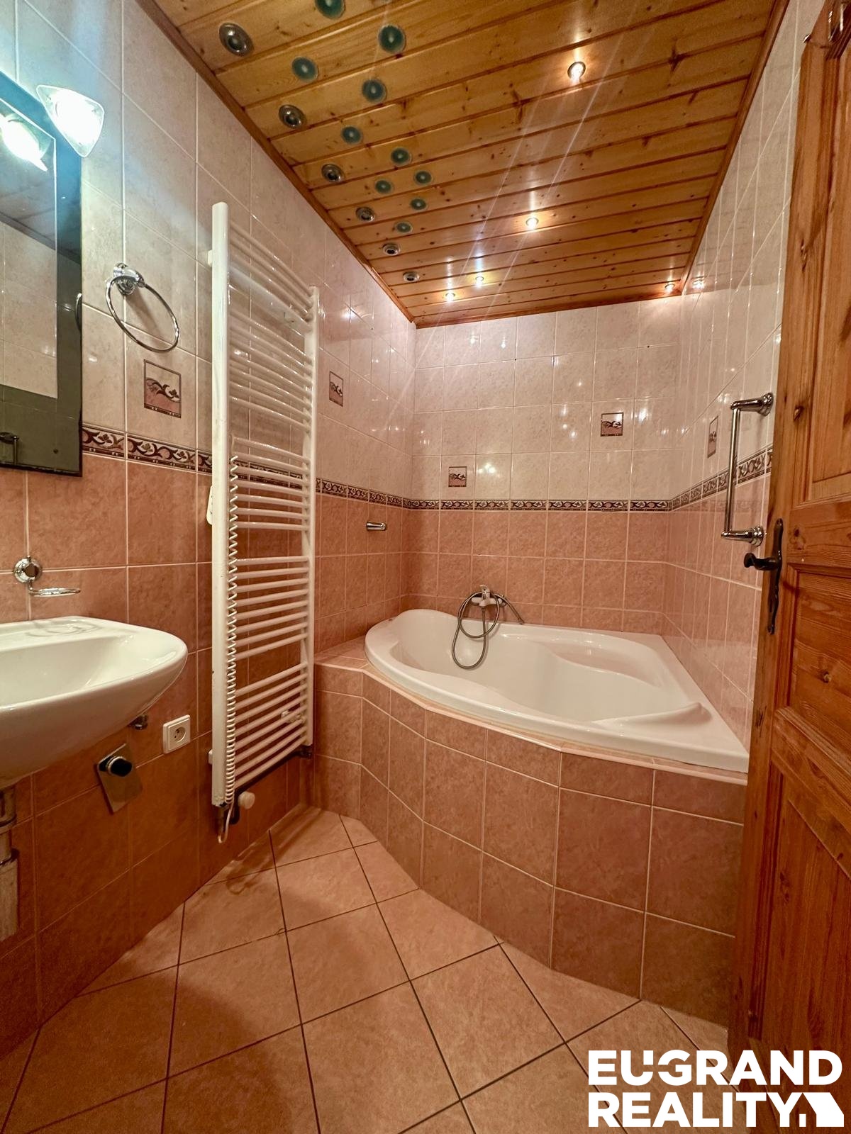 WhatsApp Image 2026-02-04 at 19.52.07 (6)