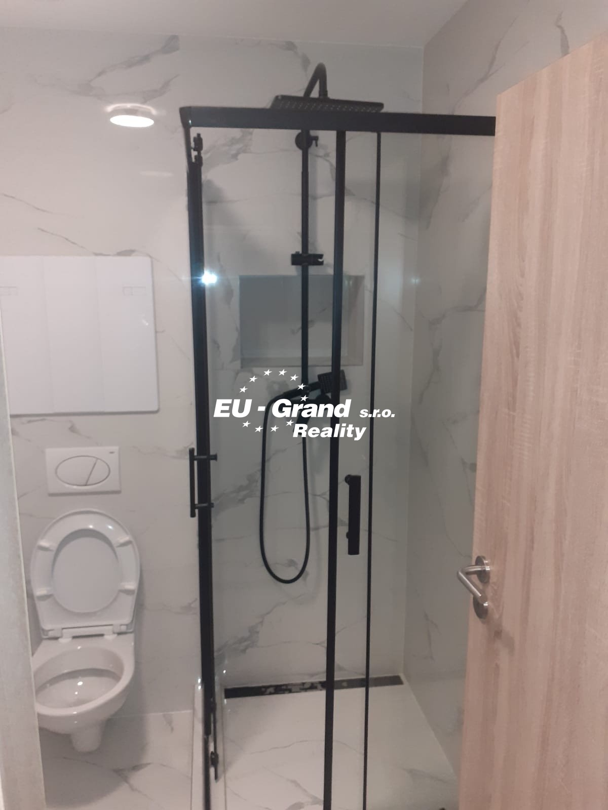 9f891f1c-09ea-45a4-8bf9-95934e9e3726