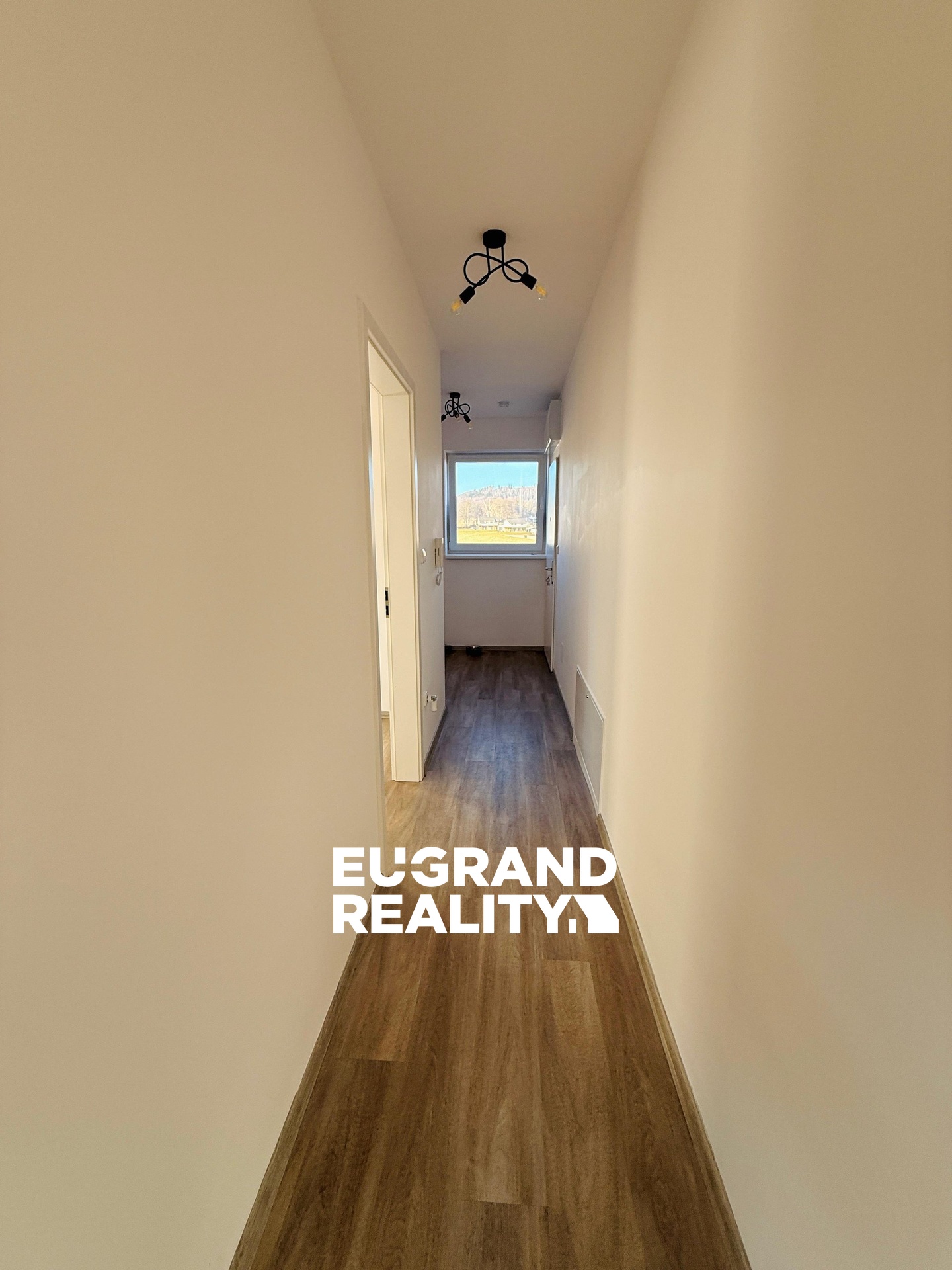 WhatsApp Image 2026-03-12 at 07.45.46 (6)