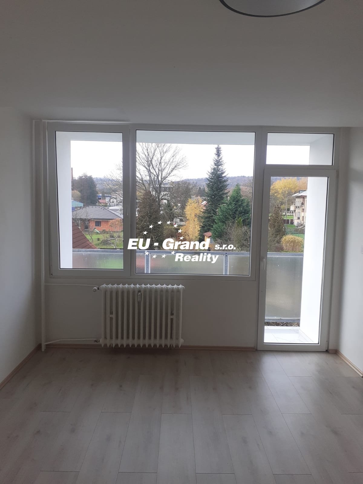 4c0182fa-45e0-4d2c-b397-f22a7a0e3107