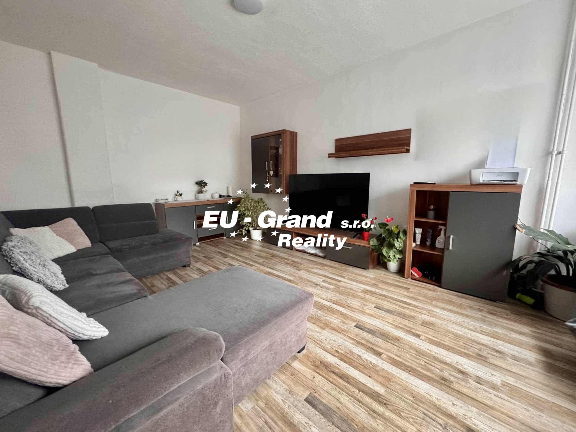 att.J__iYNBv62hb1FaxOlJd1goelUz6Odmdd2Eb3B8mH5Y