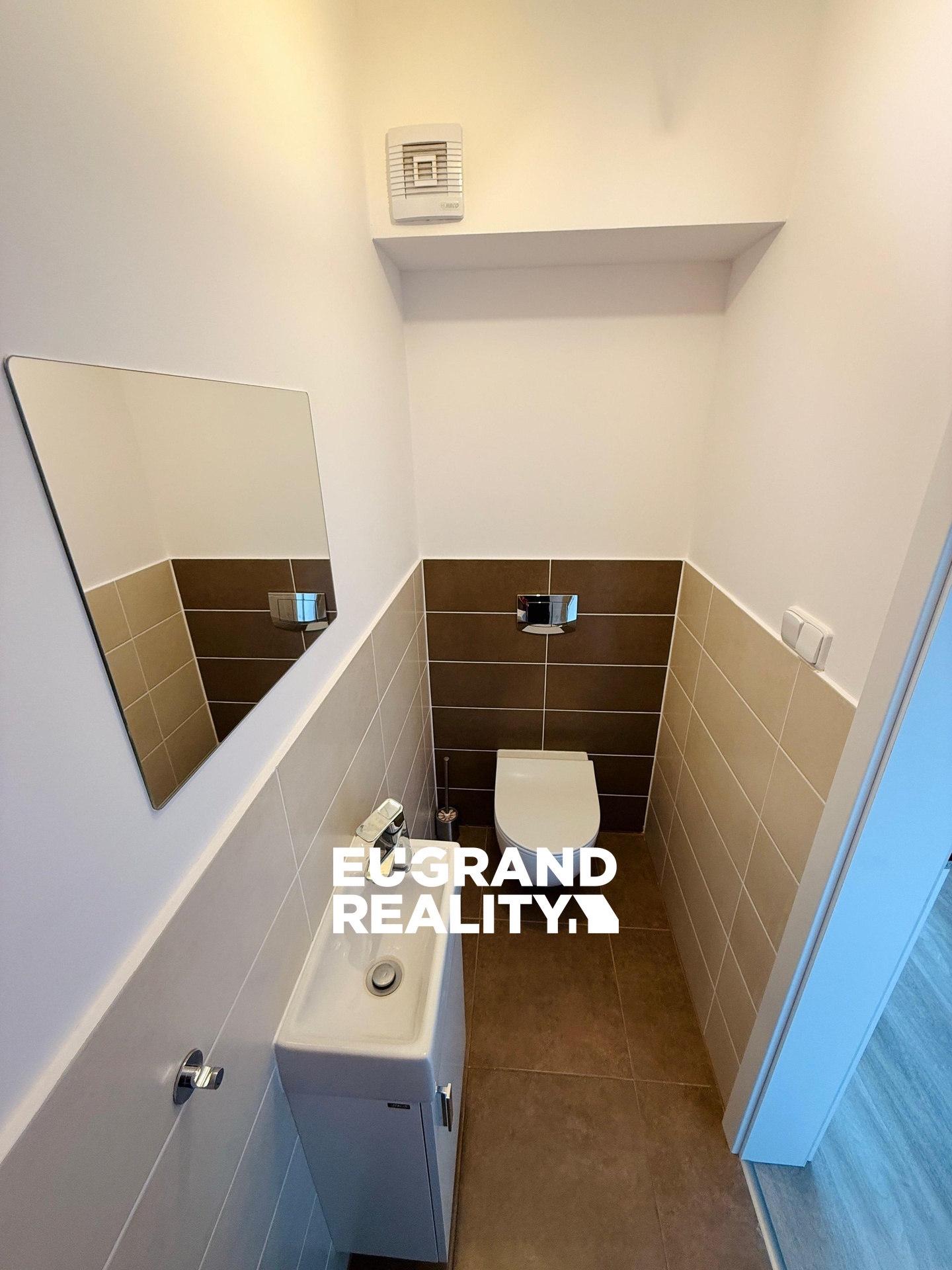 WhatsApp Image 2026-03-12 at 07.45.46 (16)