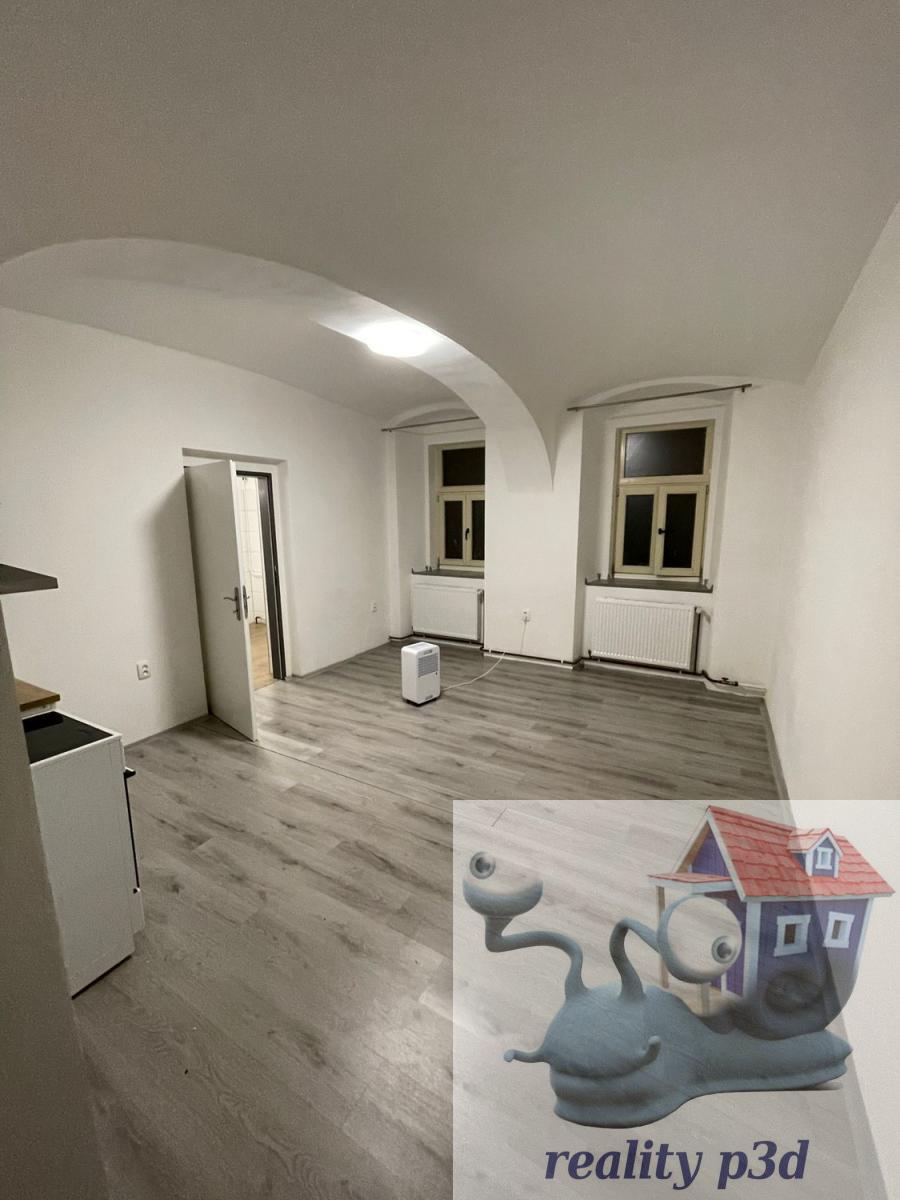 Pronájem bytu 1+kk a garsoniéry Česká Lípa 7 500 Kč za měsíc, foto 2