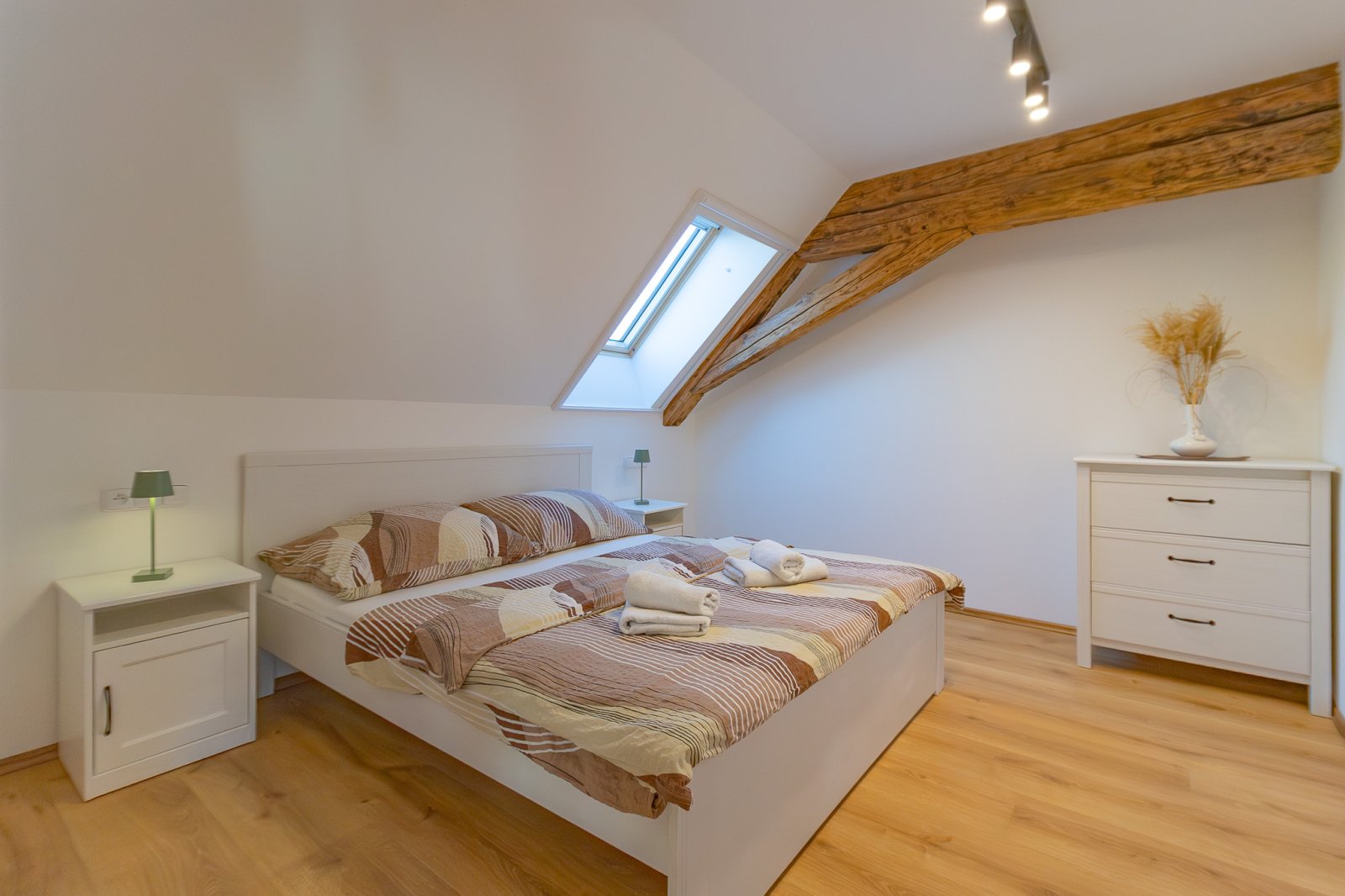 13. EL-WET REALITY Jiřičná .jpg