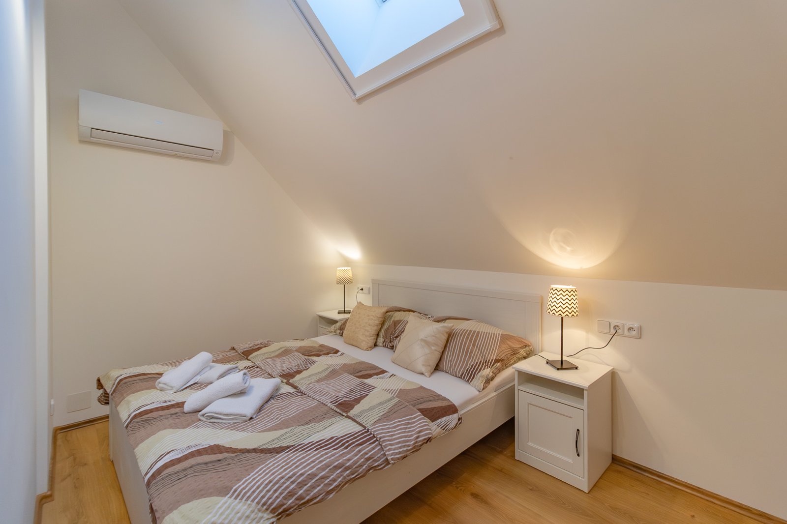 10. EL-WET REALITY Jiřičná .jpg