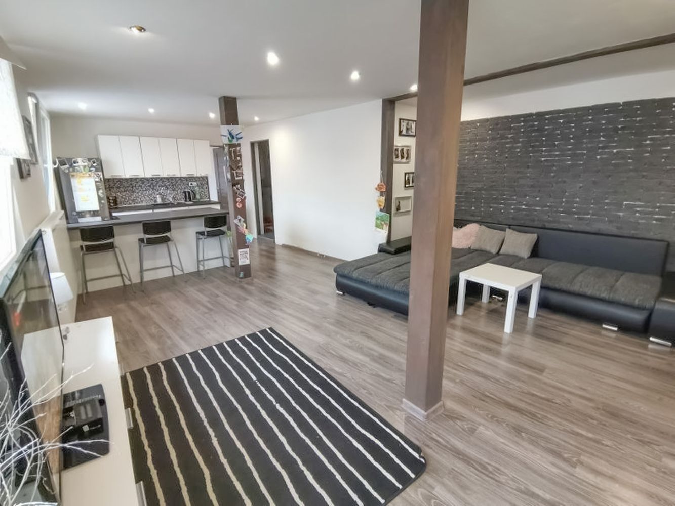 20 EL-WEST reality Sušice.jpg