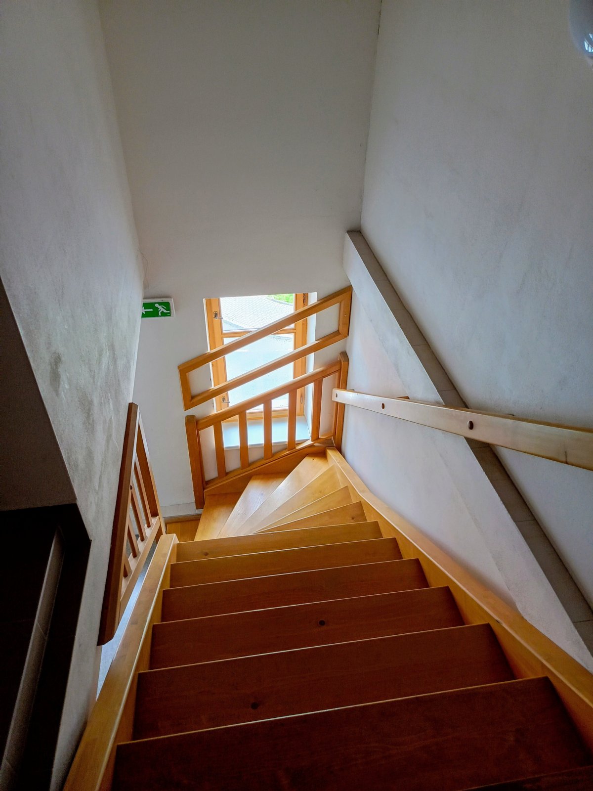 schodiště k bytu