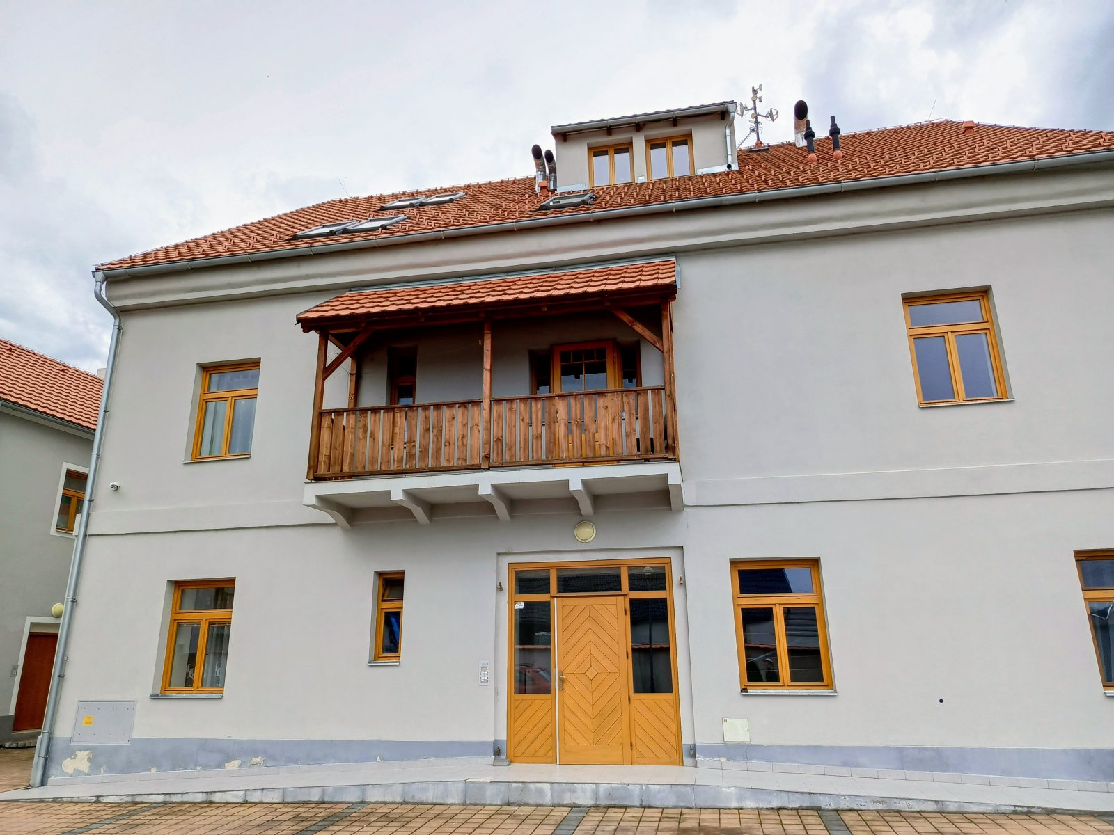 dům - pohled ze dvora