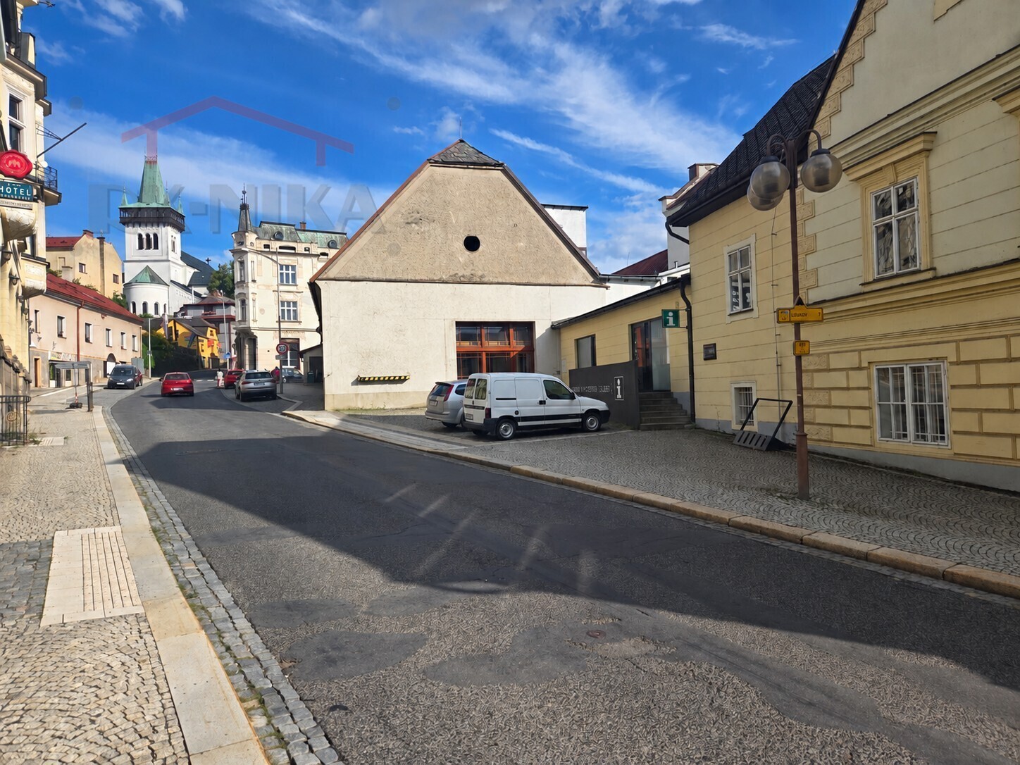 dům 1.jpg