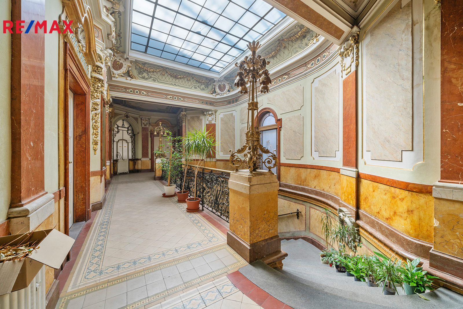 Galerie - budova Tomkova