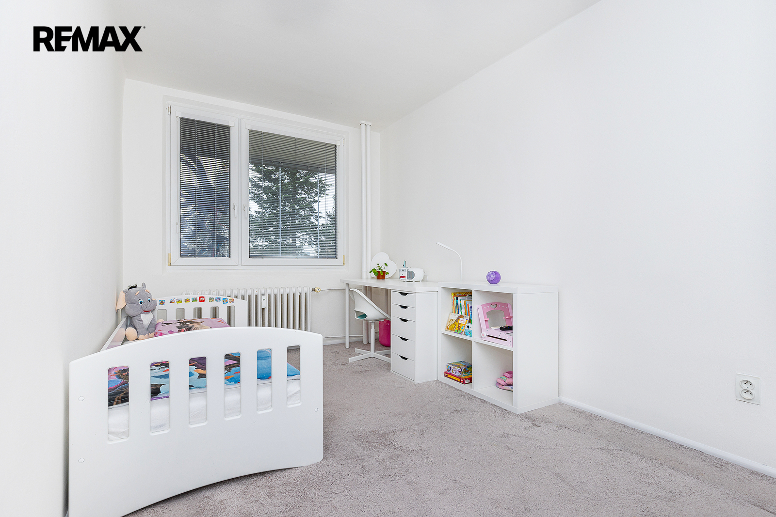 dětský pokojíček - prodává se BEZ nábytku