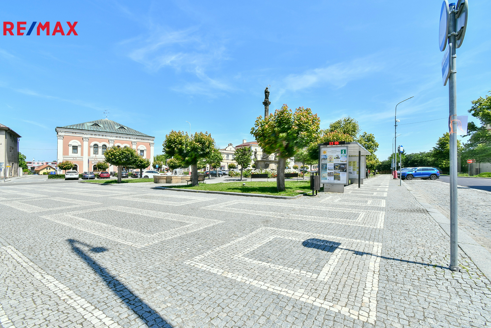 Opočno nám. - autobusové spojení