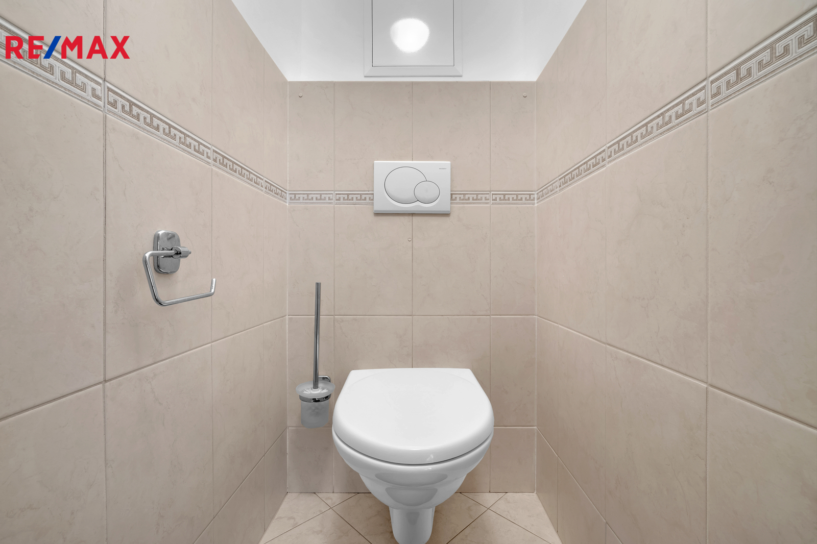 Byt 3+1, Třebovská, Ústí nad Orlicí - Hylváty - WC