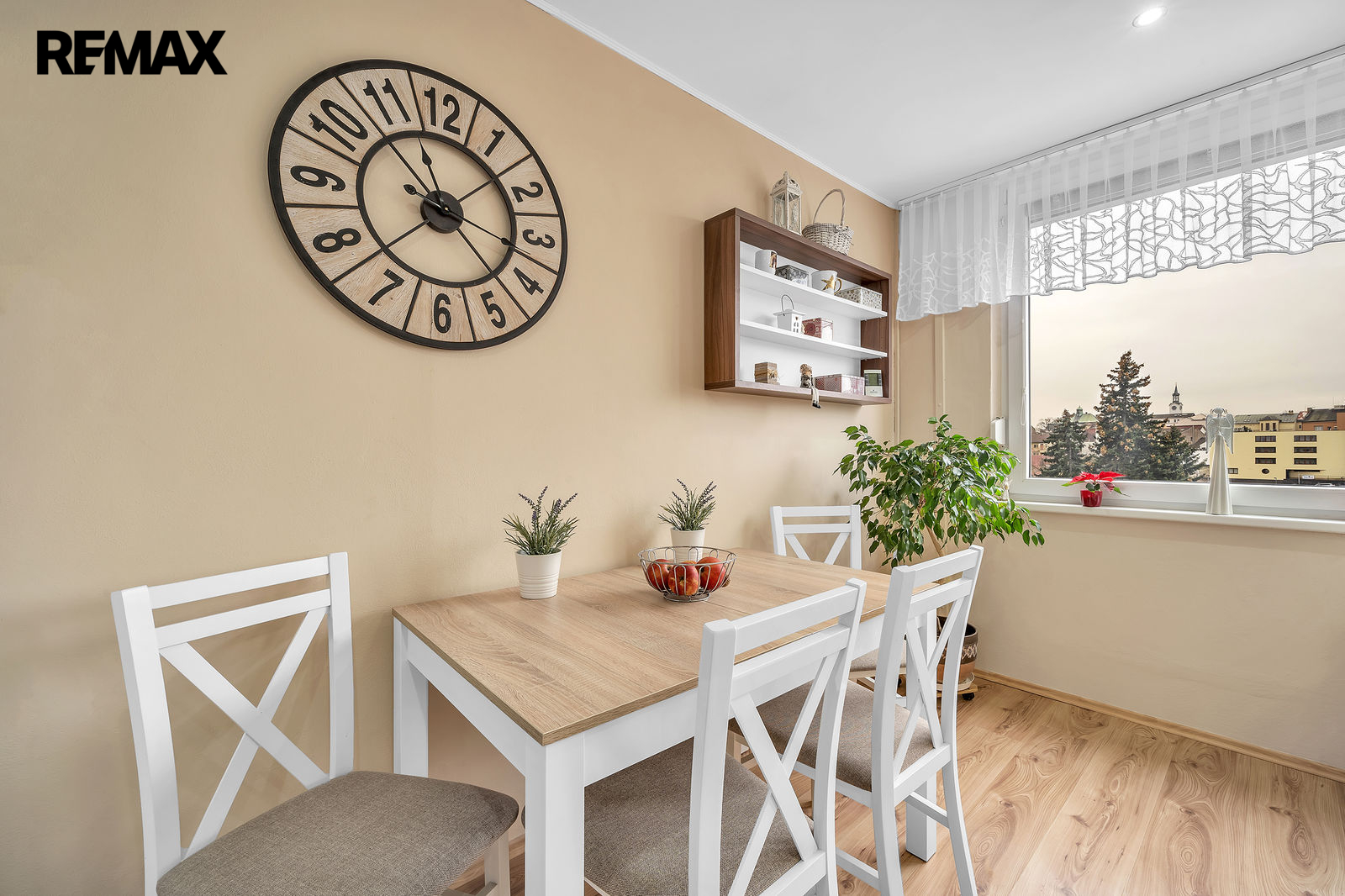 Byt 1+kk Podskalské nábřeží 1352, Kolín - jídelní kout