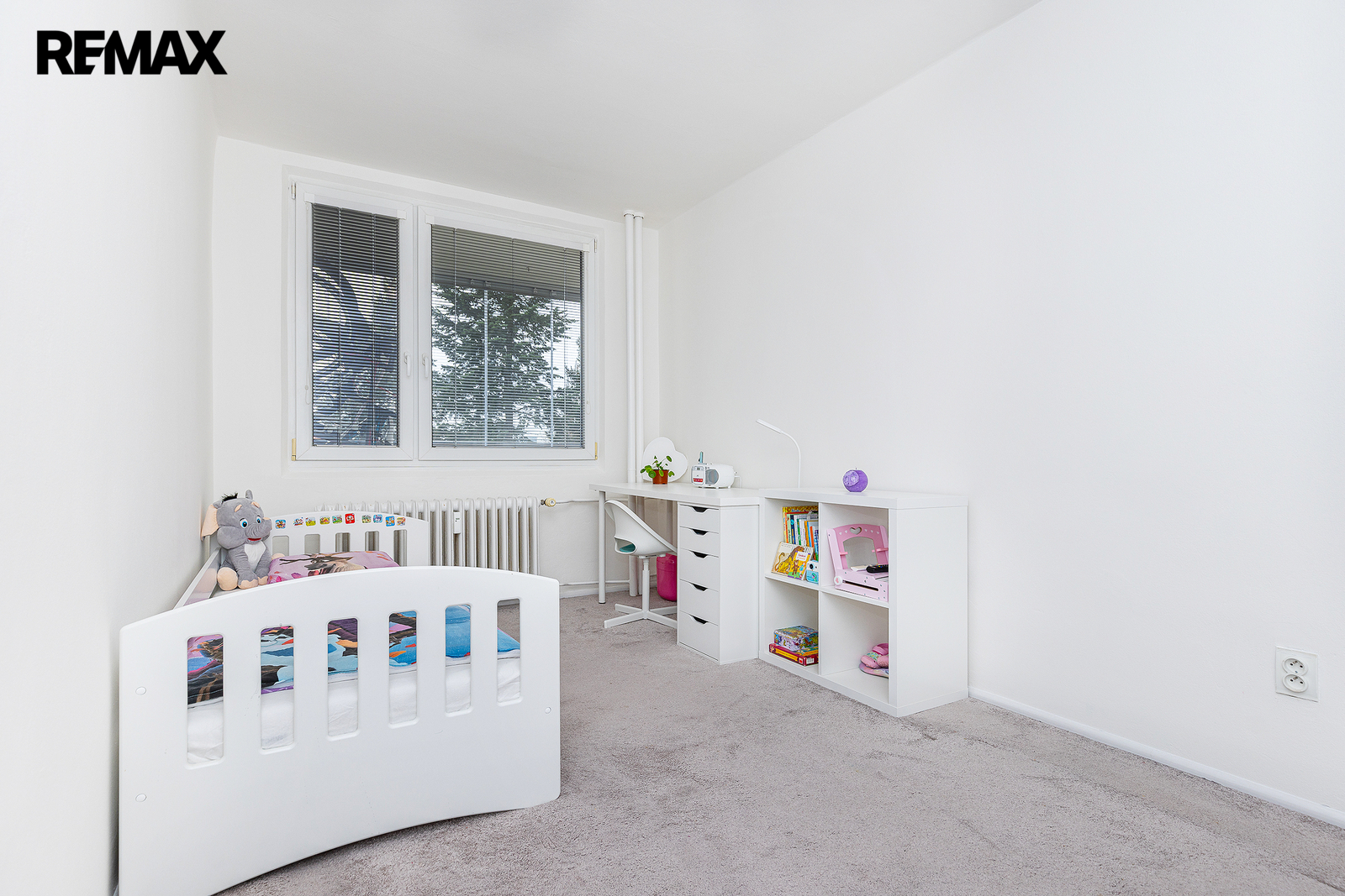 dětský pokojíček - prodává se BEZ nábytku