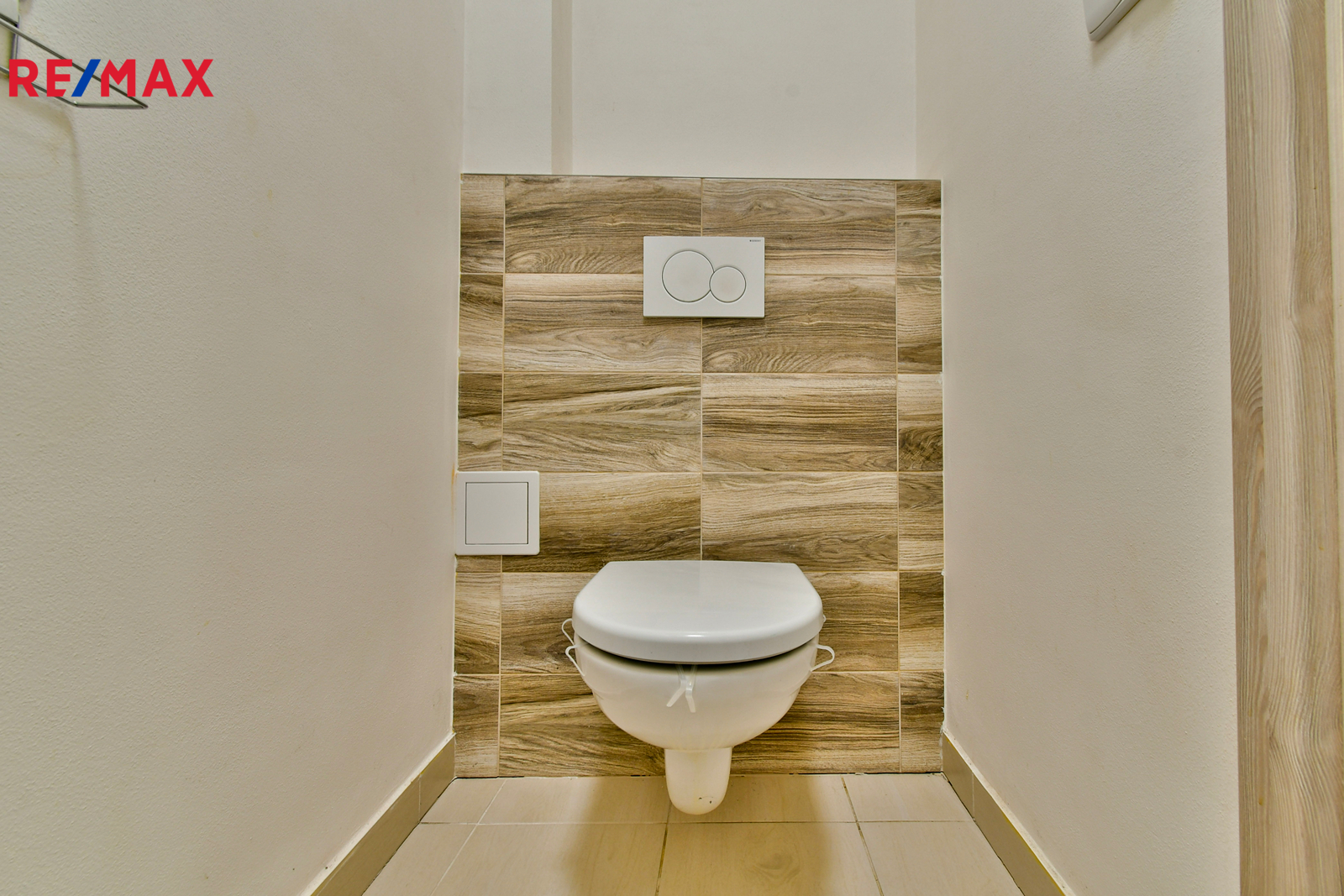 samostatné WC