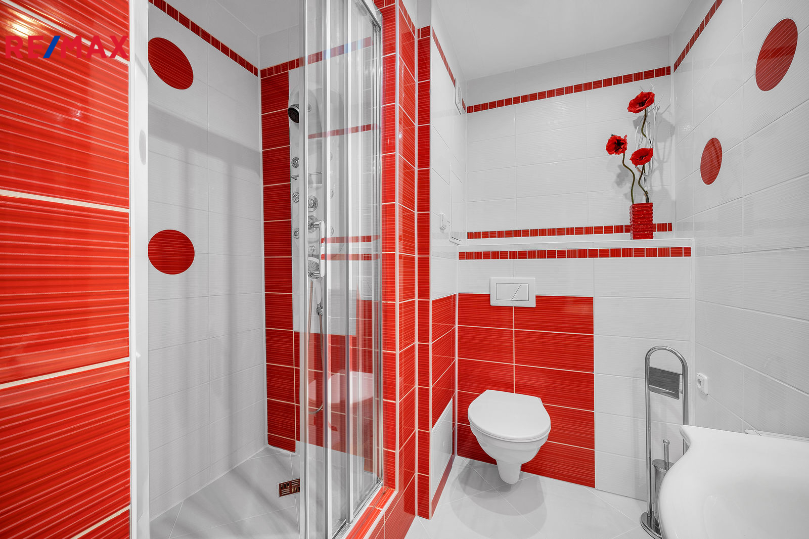 Byt 1+kk Podskalské nábřeží 1352, Kolín - koupelna