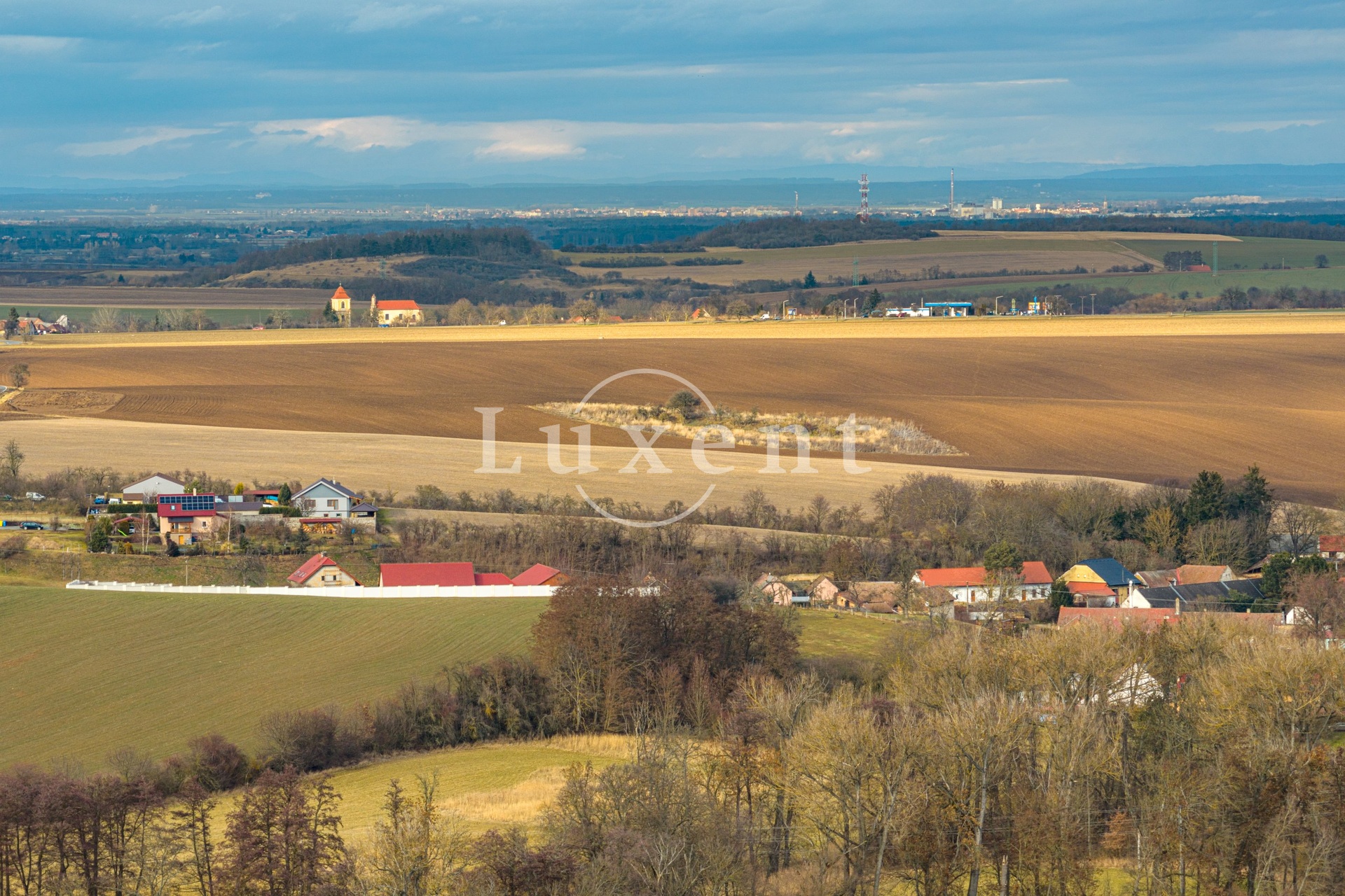 pozemky v klasterni skalici