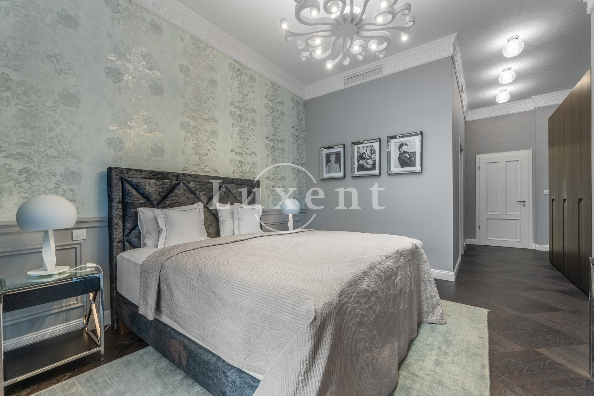 vestavěné skříně