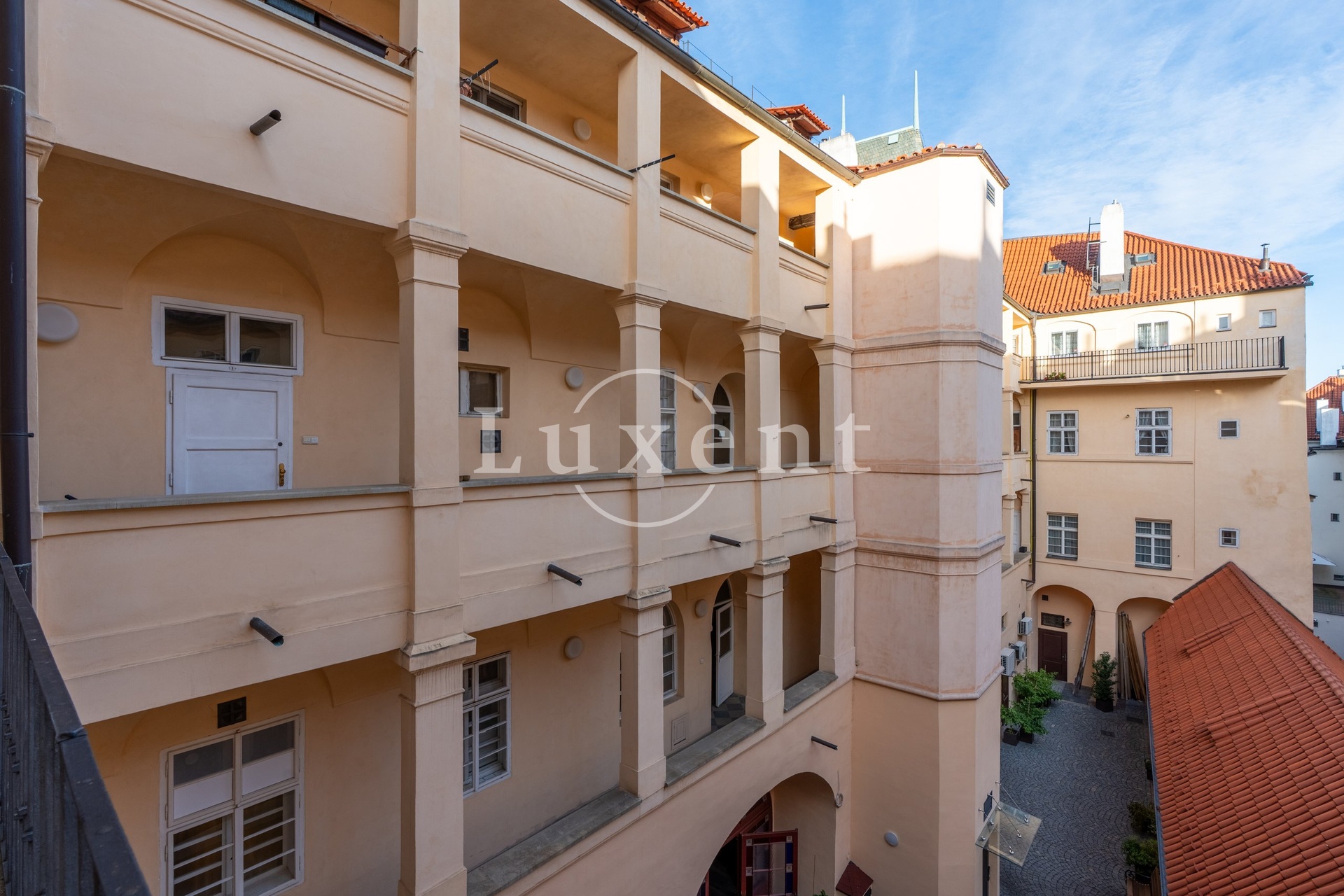 výhled do vnitrobloku