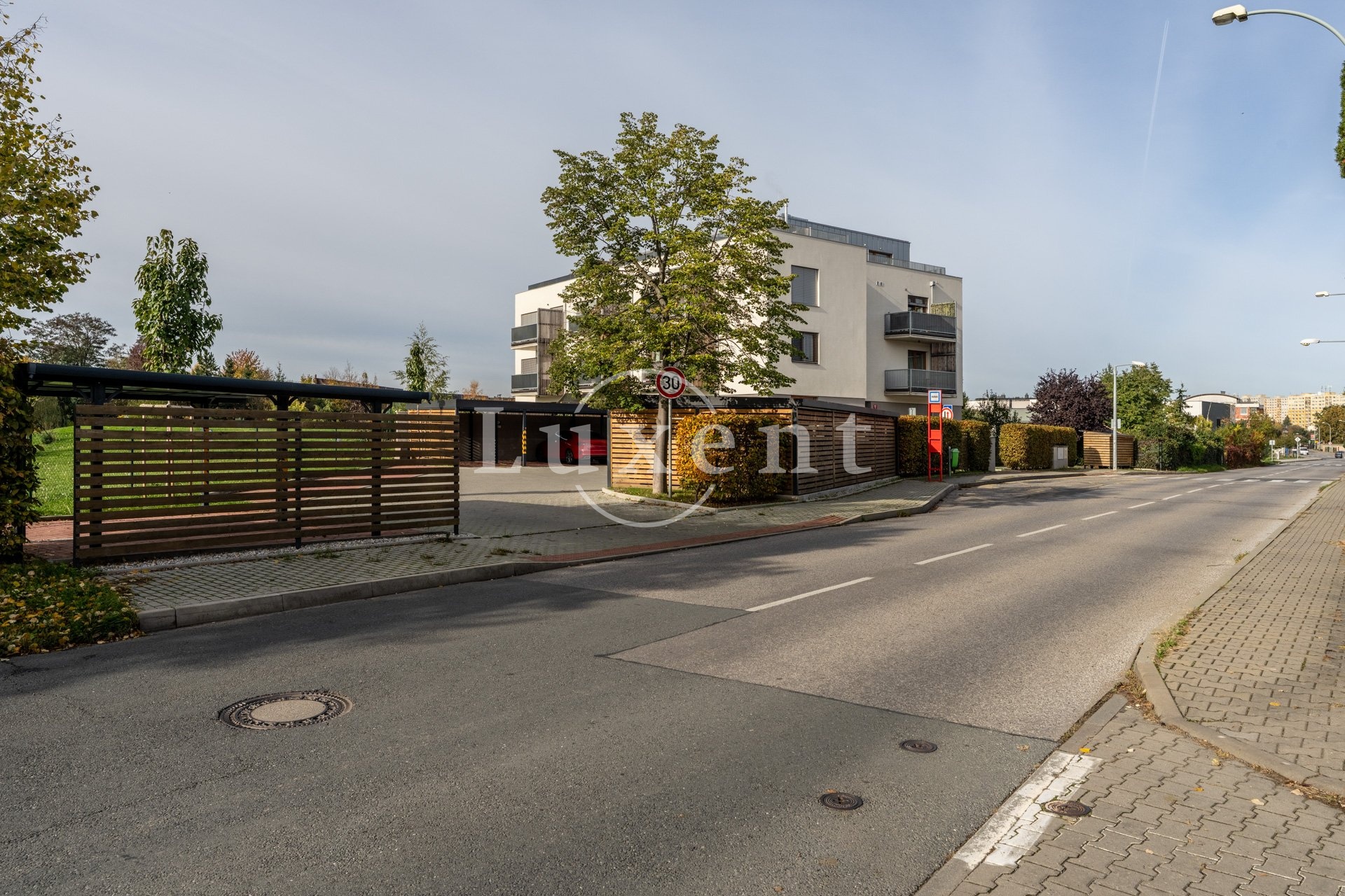 pohled z ulice