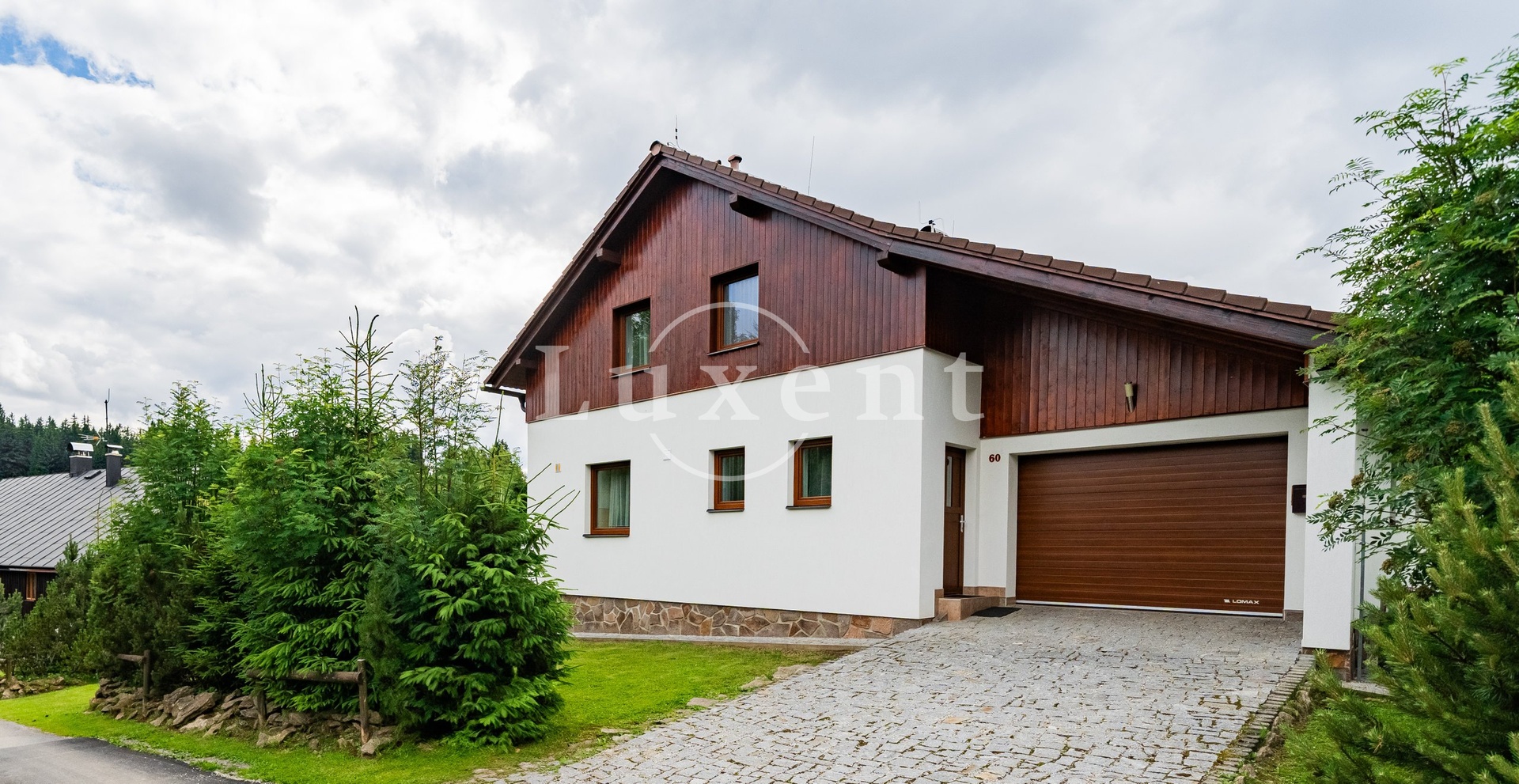 dům