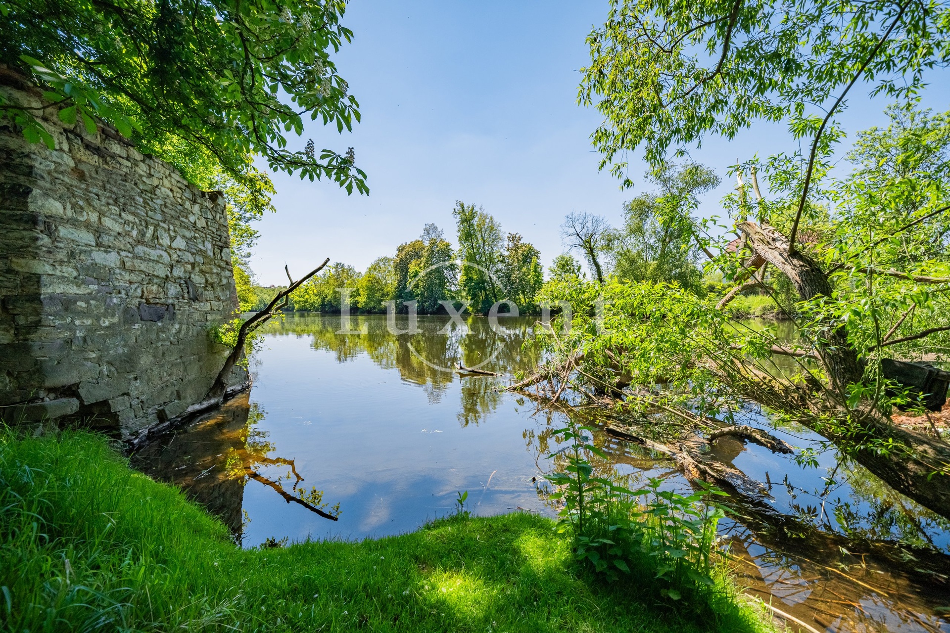 řeka