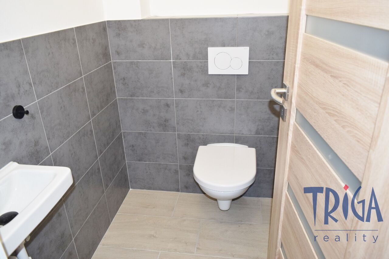 Pronájem bytu 2+1 Dvůr Králové nad Labem 12 500 Kč za měsíc, foto 10