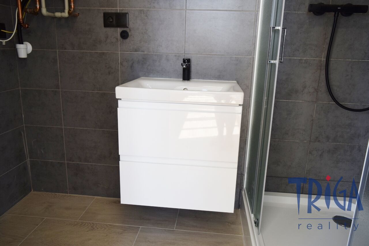 Pronájem bytu 2+1 Dvůr Králové nad Labem 12 500 Kč za měsíc, foto 6