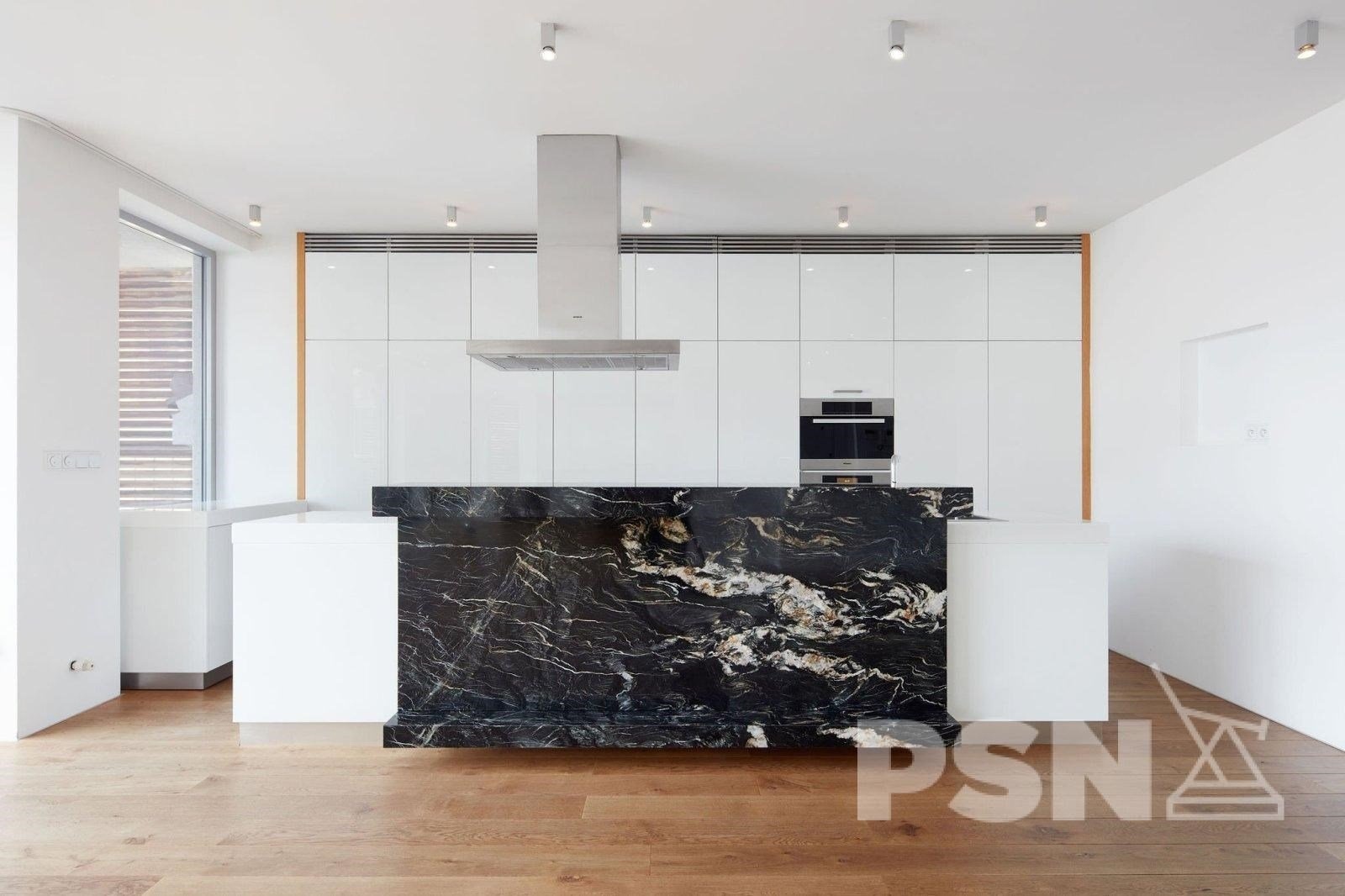 Mezonetový byt se střesní terasou