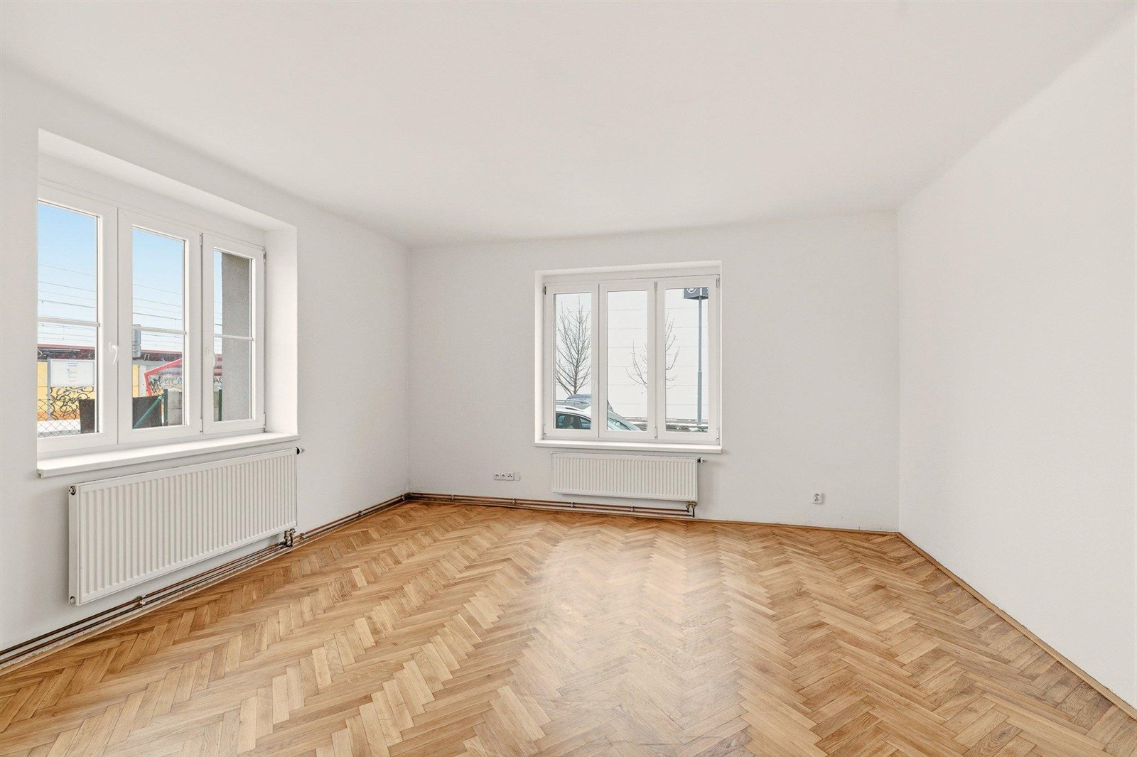 Prostorný byt 2+1 s předzahrádkou