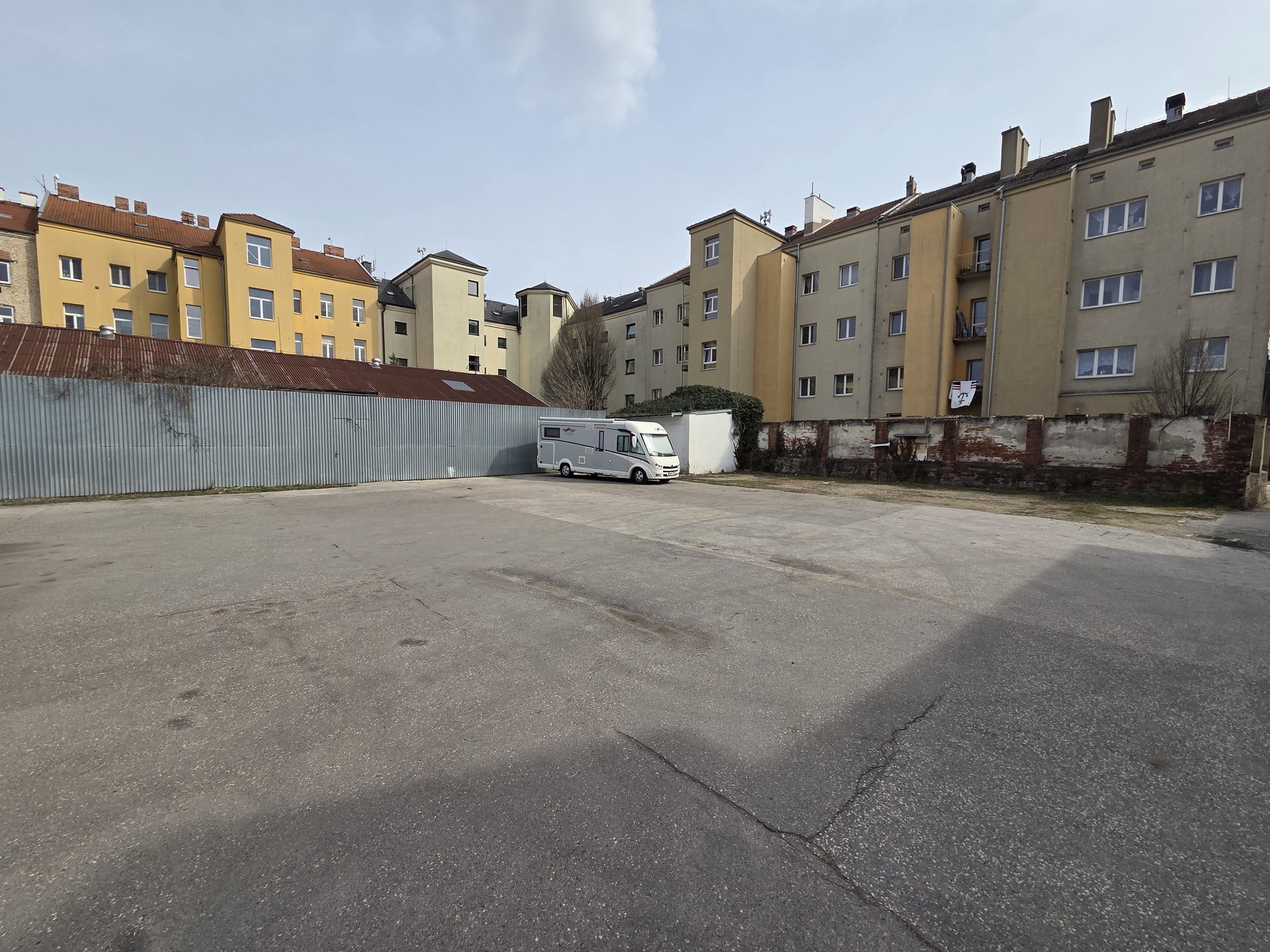 KOM_parkování (2)