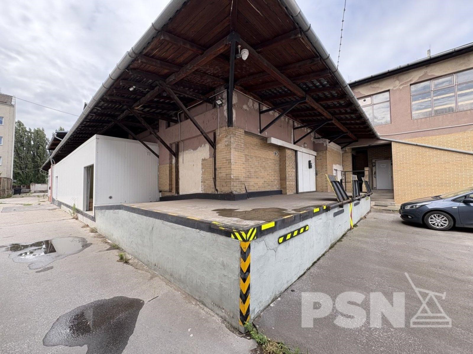 Výrobní hala - Komárovské nábřeží Brno