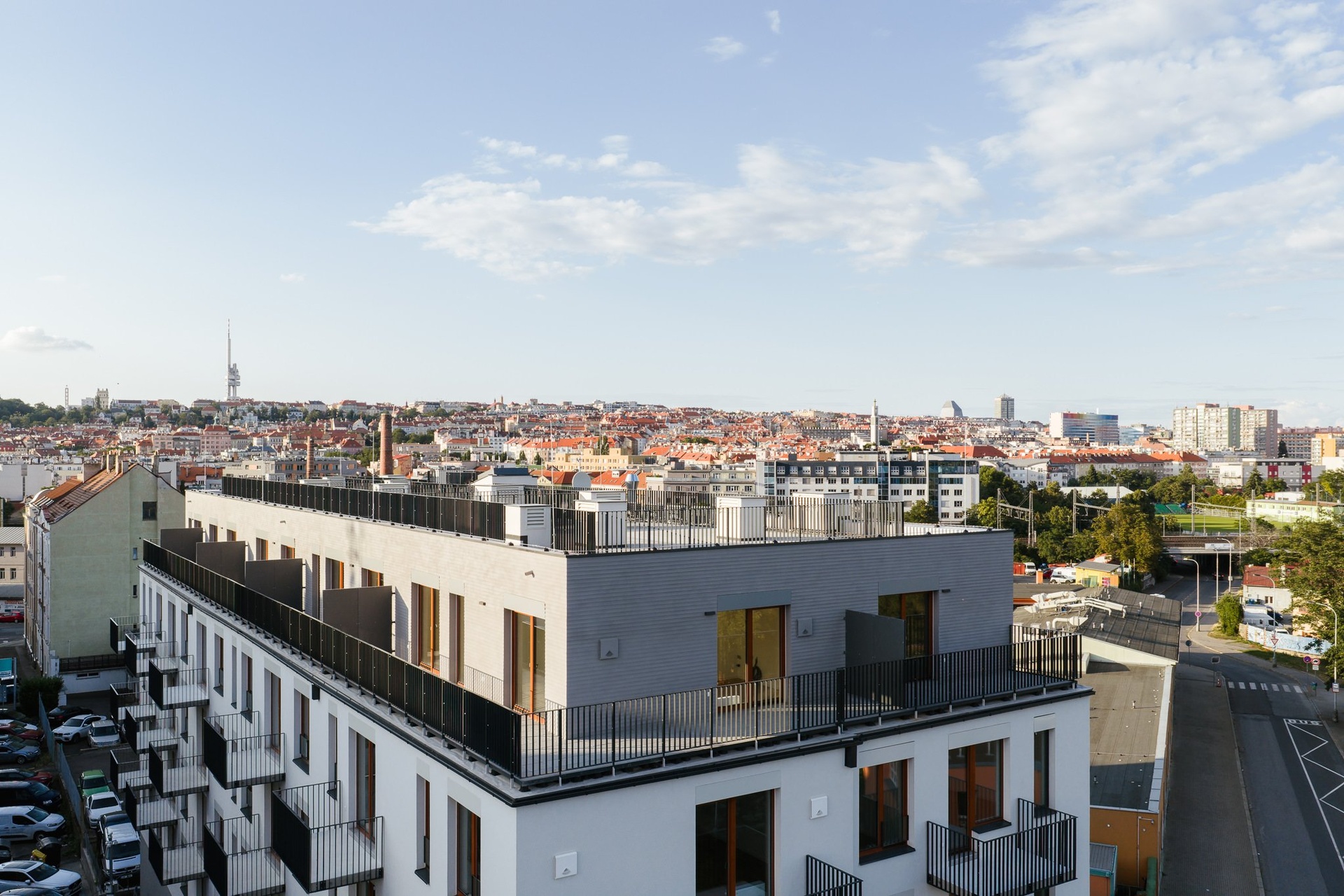 maroldka-001-social-2048px-8852a0