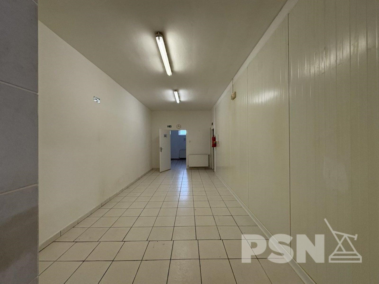 Výrobní hala - Komárovské nábřeží Brno