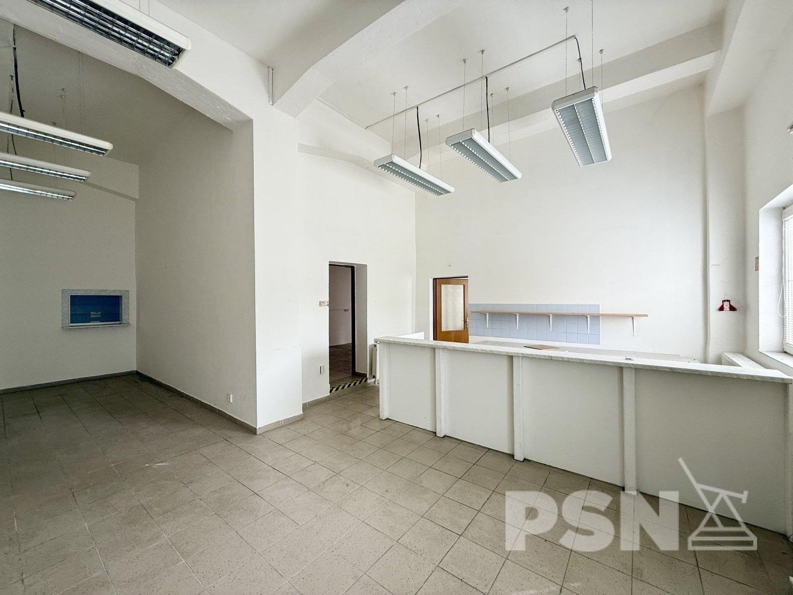 Komerční hala - Komárovské nábřeží Brno