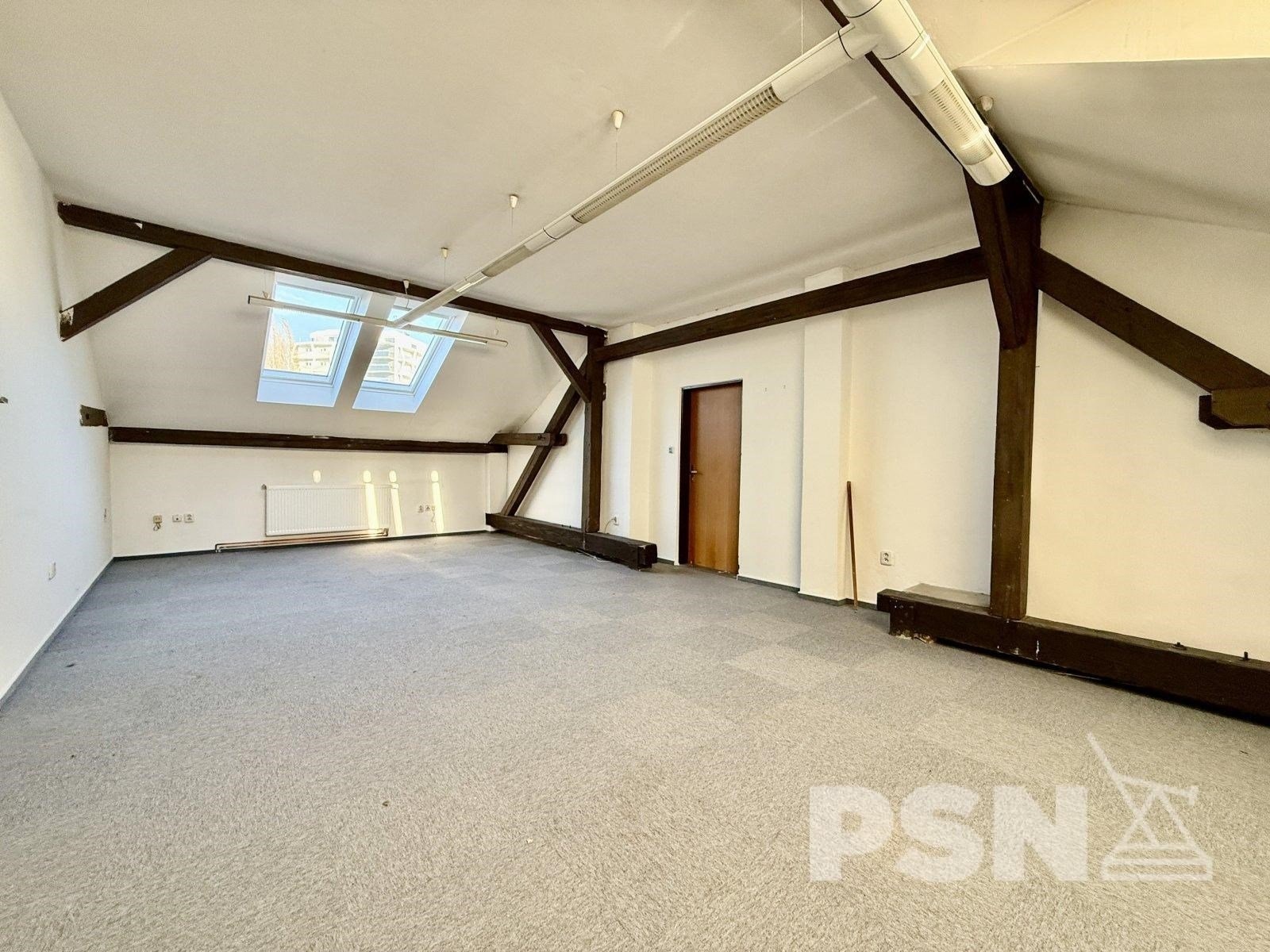 Kancelář - Komárovské nábřeží Brno