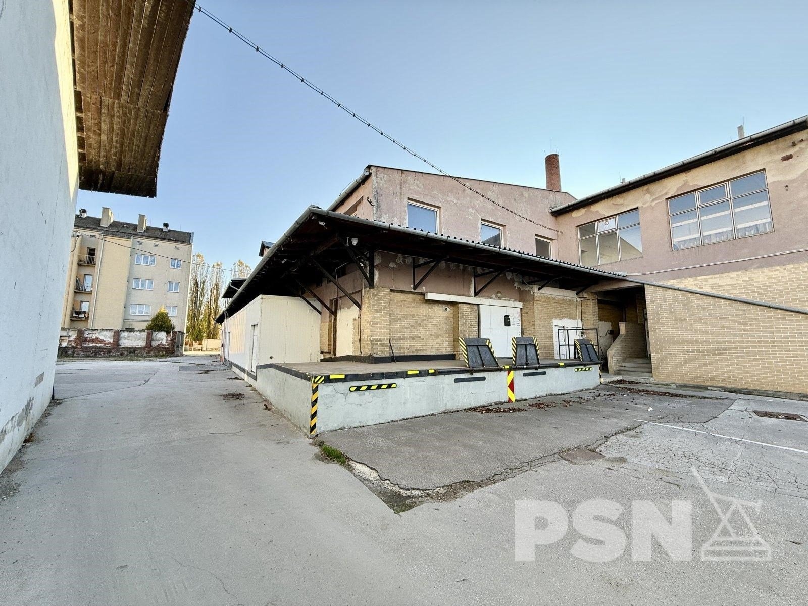 Výrobní hala - Komárovské nábřeží Brno