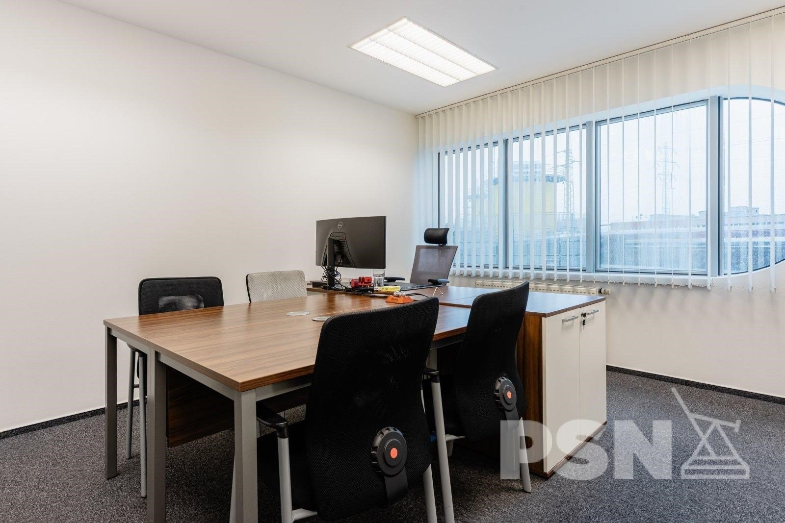 Pronájem skladových prostor