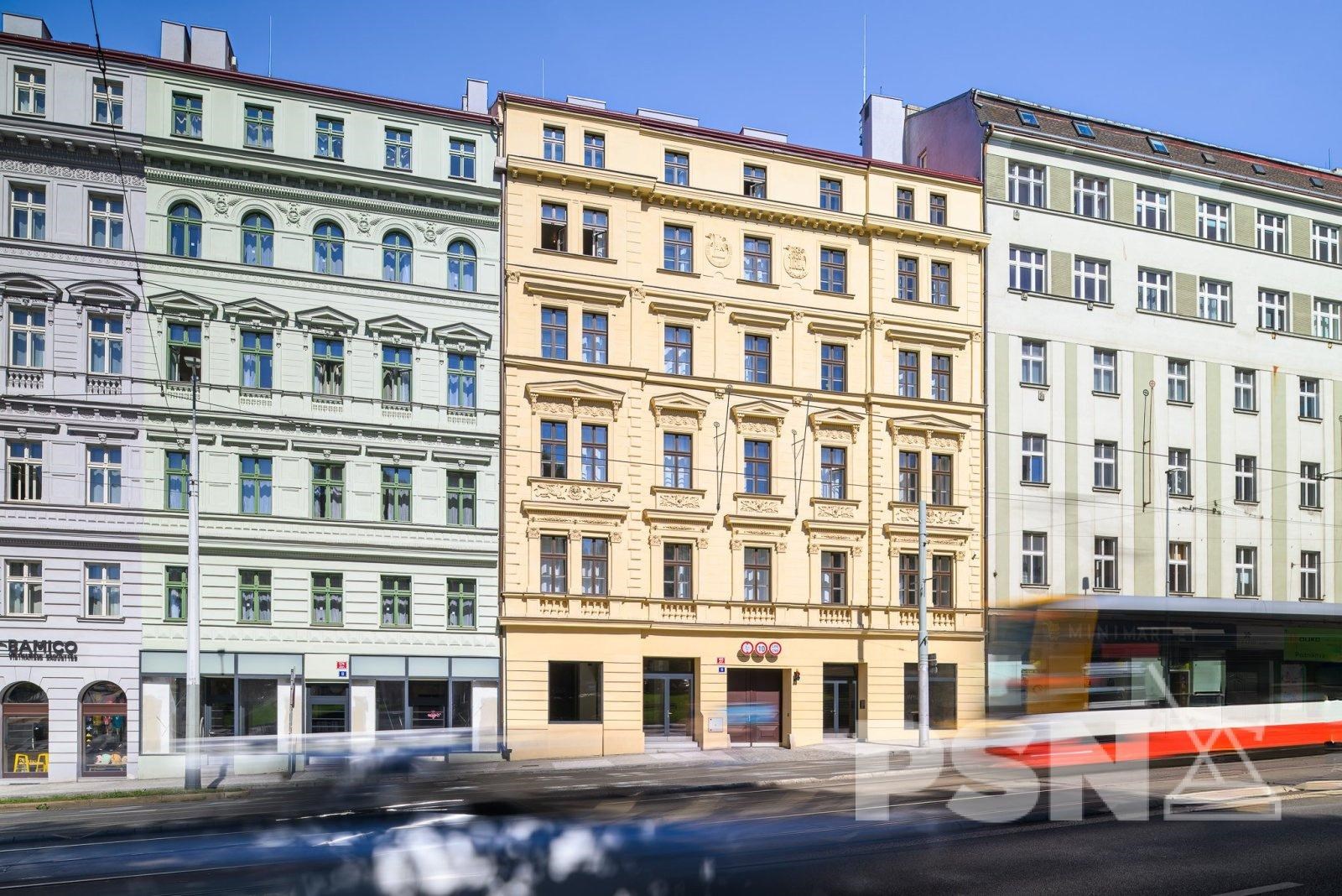 Exkluzivní obchodní prostor / bistro na Žižkově