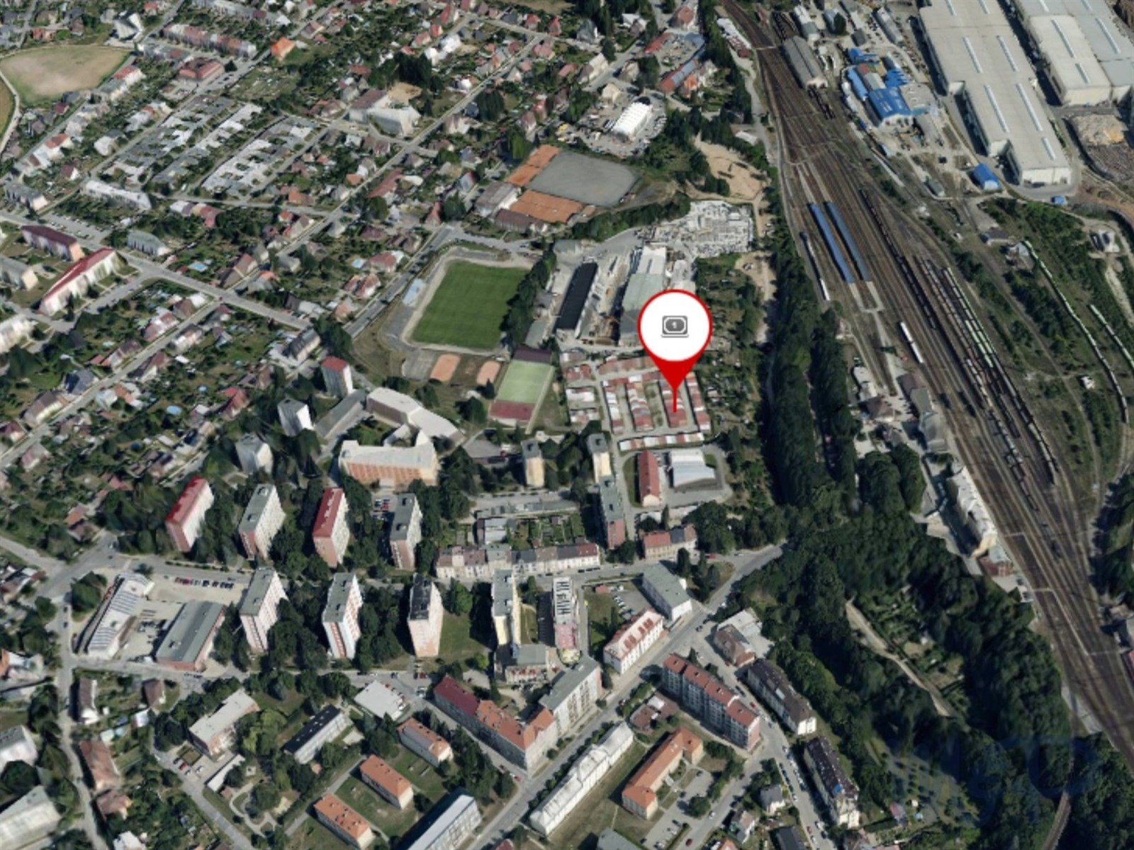 Garáž U Cihelny v Jihlavě (LETECKÝ SNÍMEK LOKALITY)