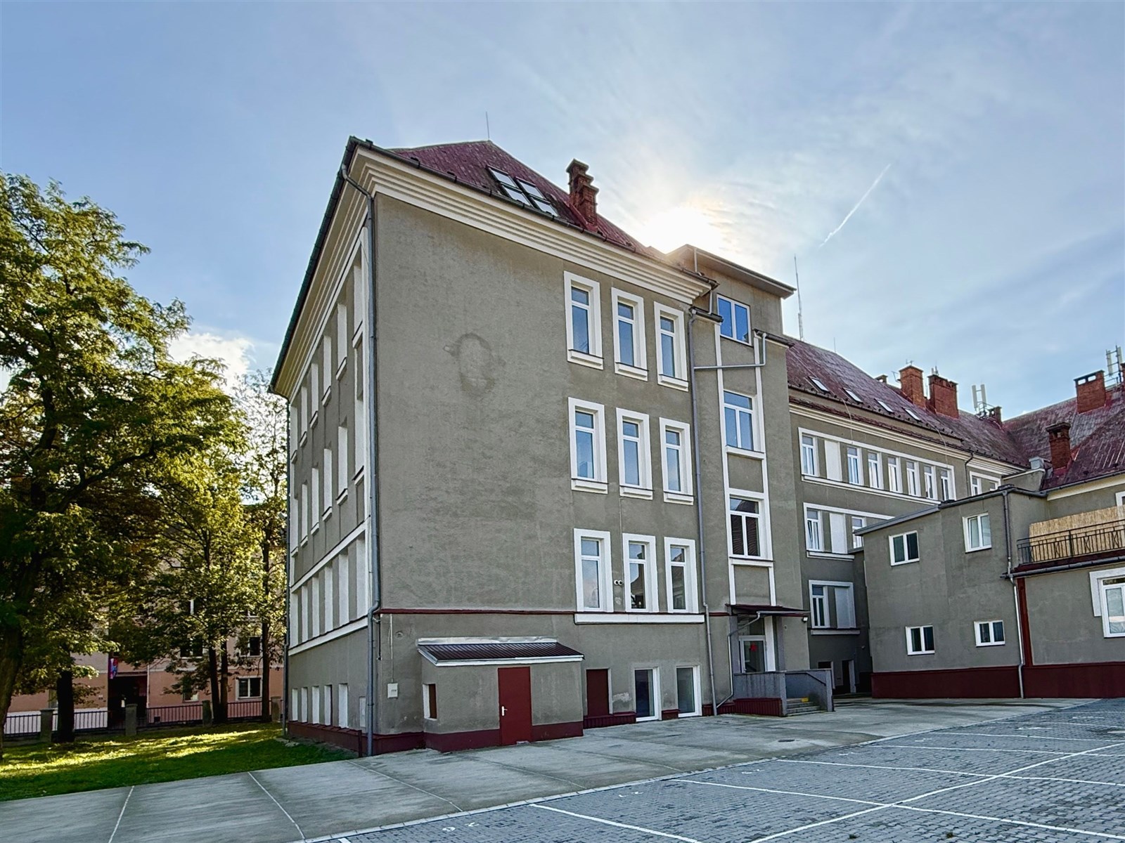 Prodej bytu 1+kk s privátním parkovacím místem v O