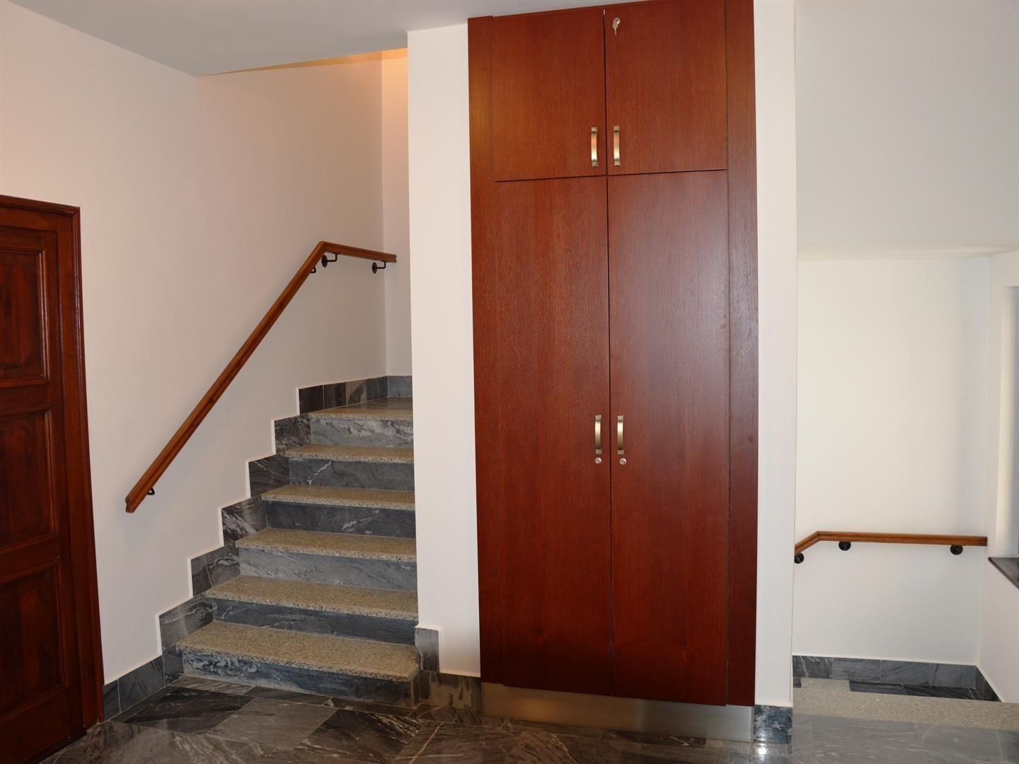 Byt 3+kk Benešova ul. Jihlava (DOMOVNÍ SCHODIŠTĚ)